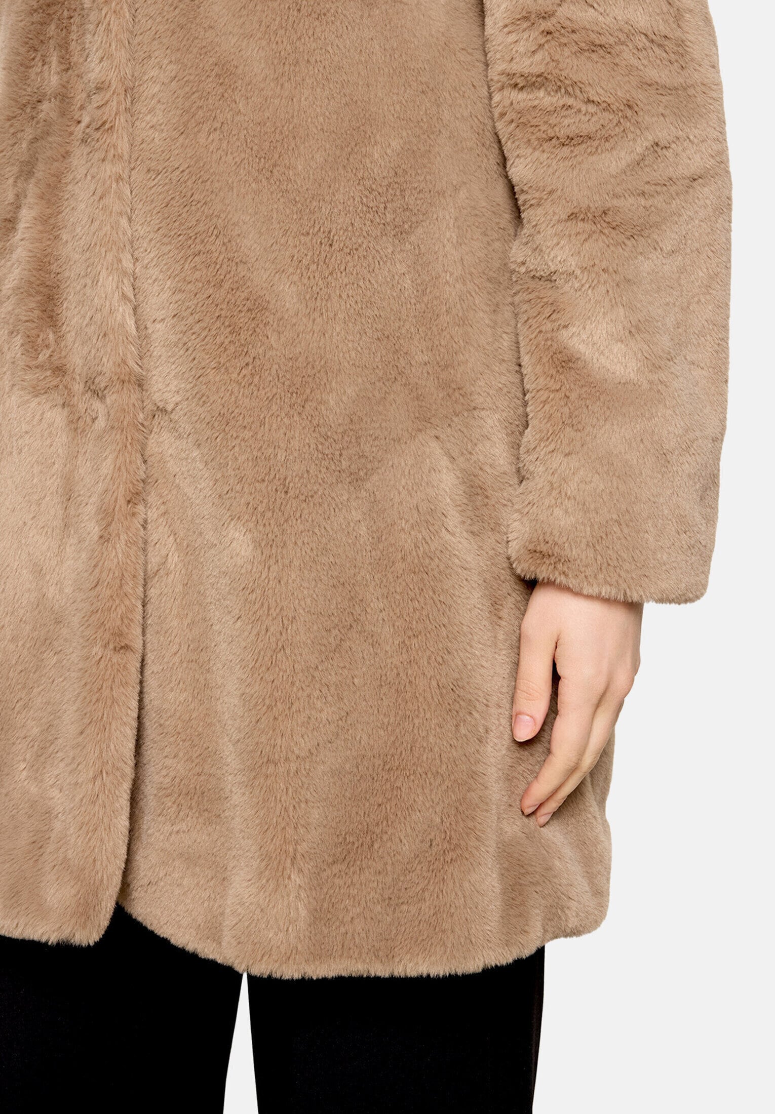 Betty Barclay Plüschjacke »Damen mit Kapuze« mit Kapuze