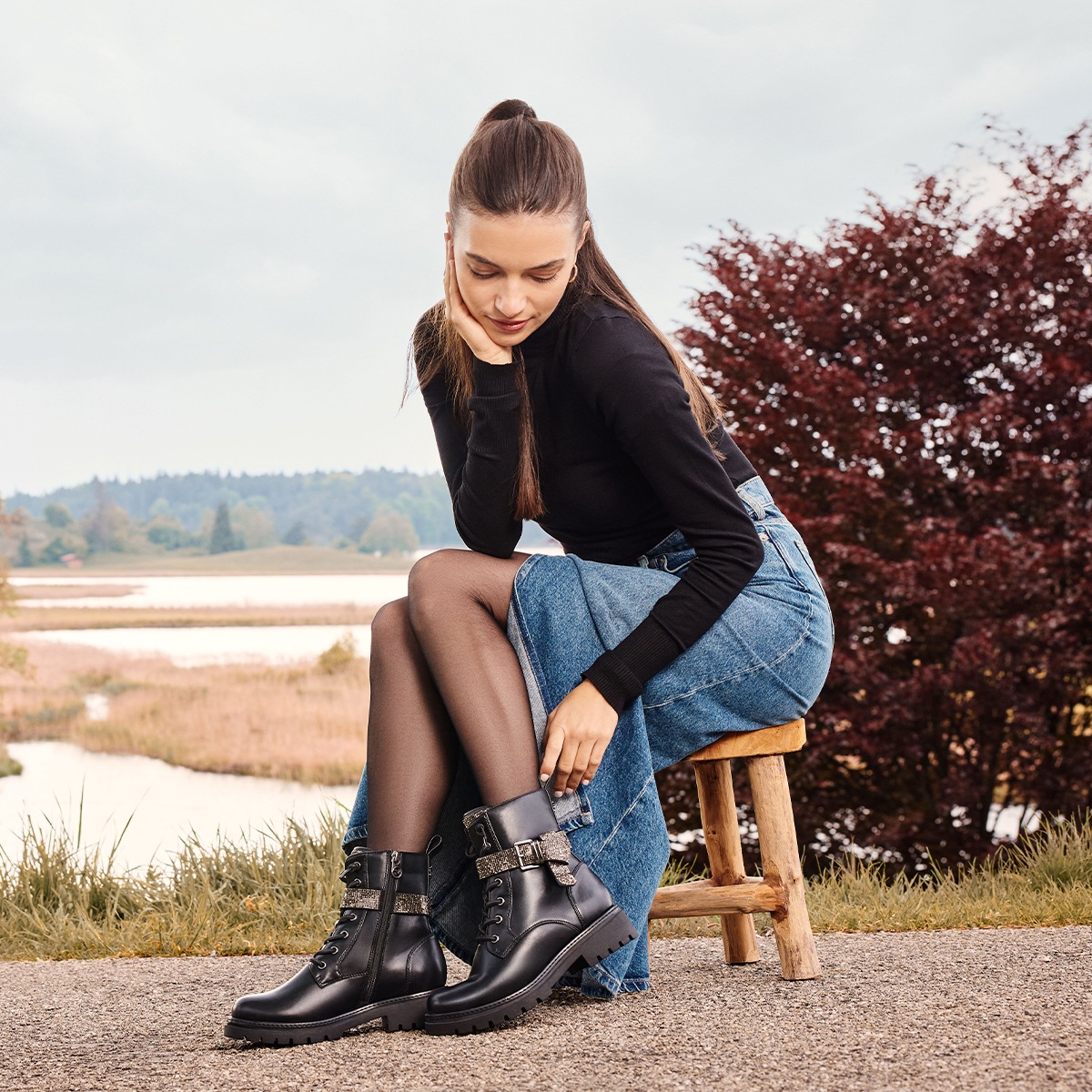MARCO TOZZI by GMK Schnürstiefelette, Blockabsatz, Schnürboots, Zierriemen mit Strasssteinen besetzt