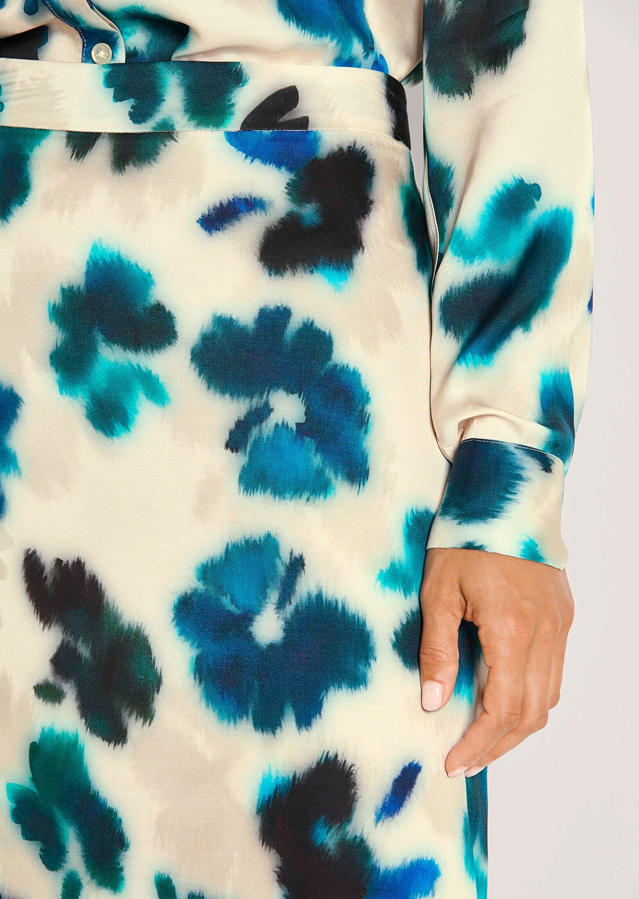 MADELEINE Midirock »Midirock Druckrock mit Aquarell-Blumenmuster«