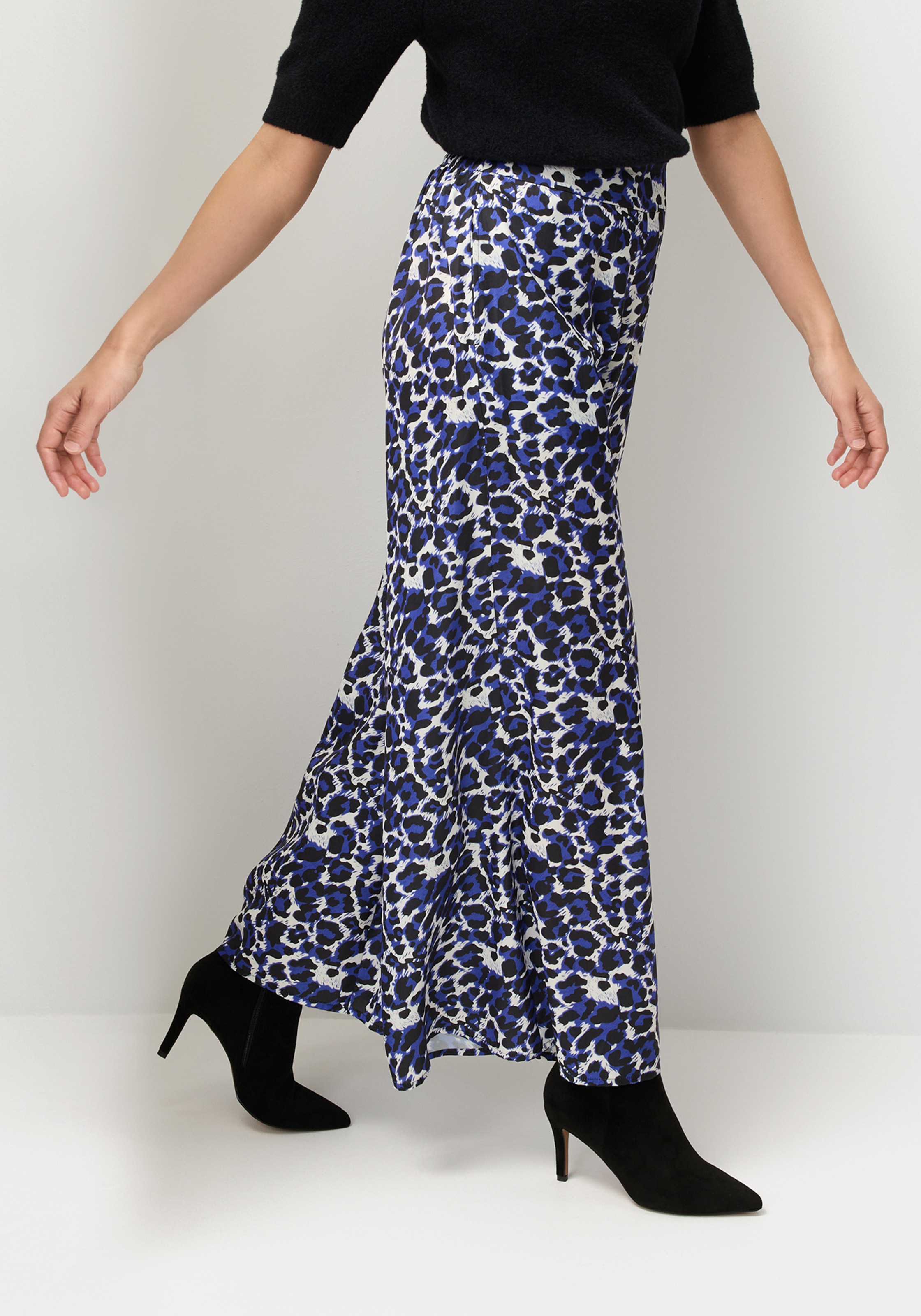 LASCANA Webhose aus leichter Satinqualität, weite Palazzohose, Stoffhose günstig online kaufen