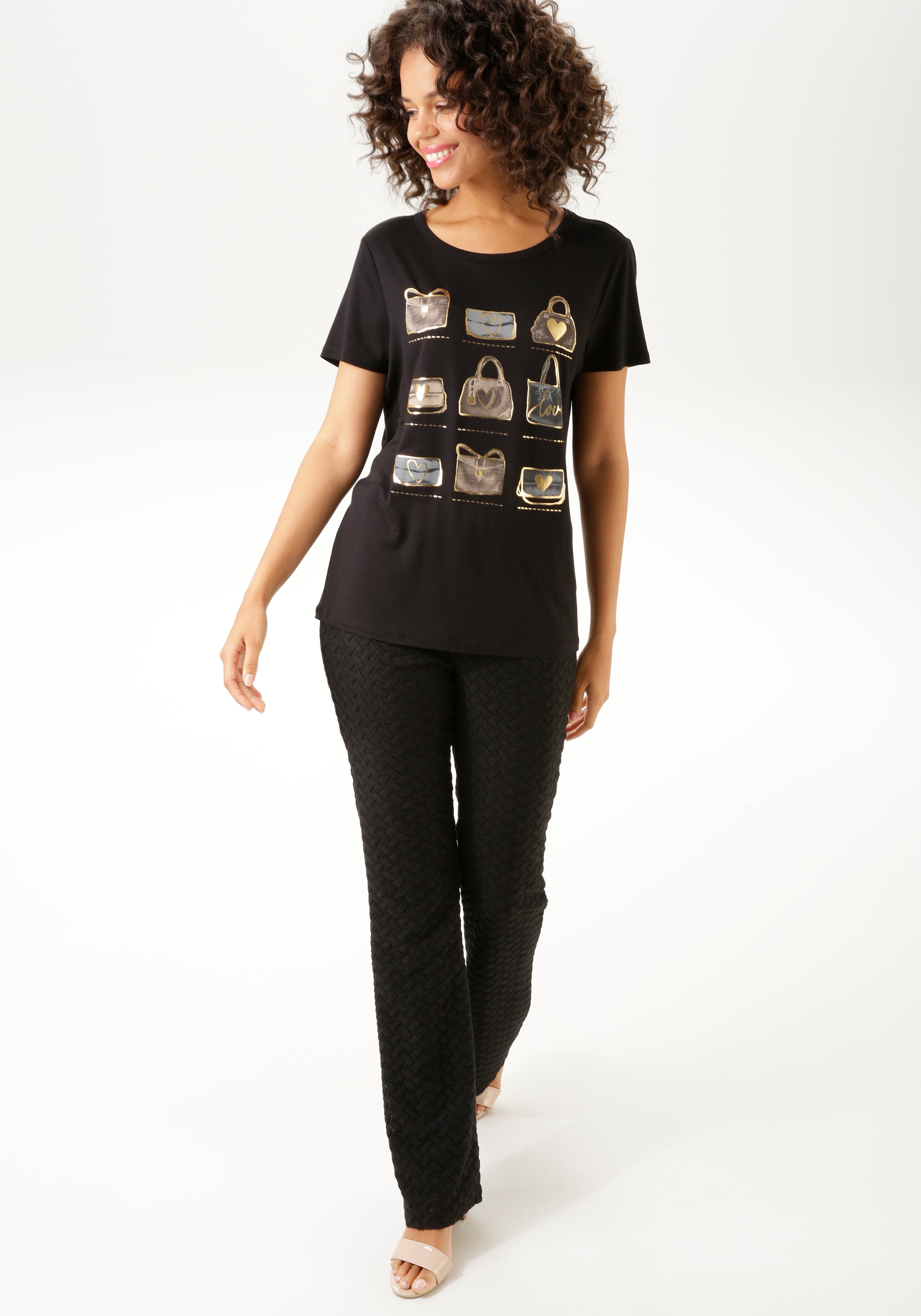 teilweise online Folienprint T-Shirt, - CASUAL glitzerndem Aniston bestellen NEUE BAUR Frontdruck, | KOLLEKTION mit