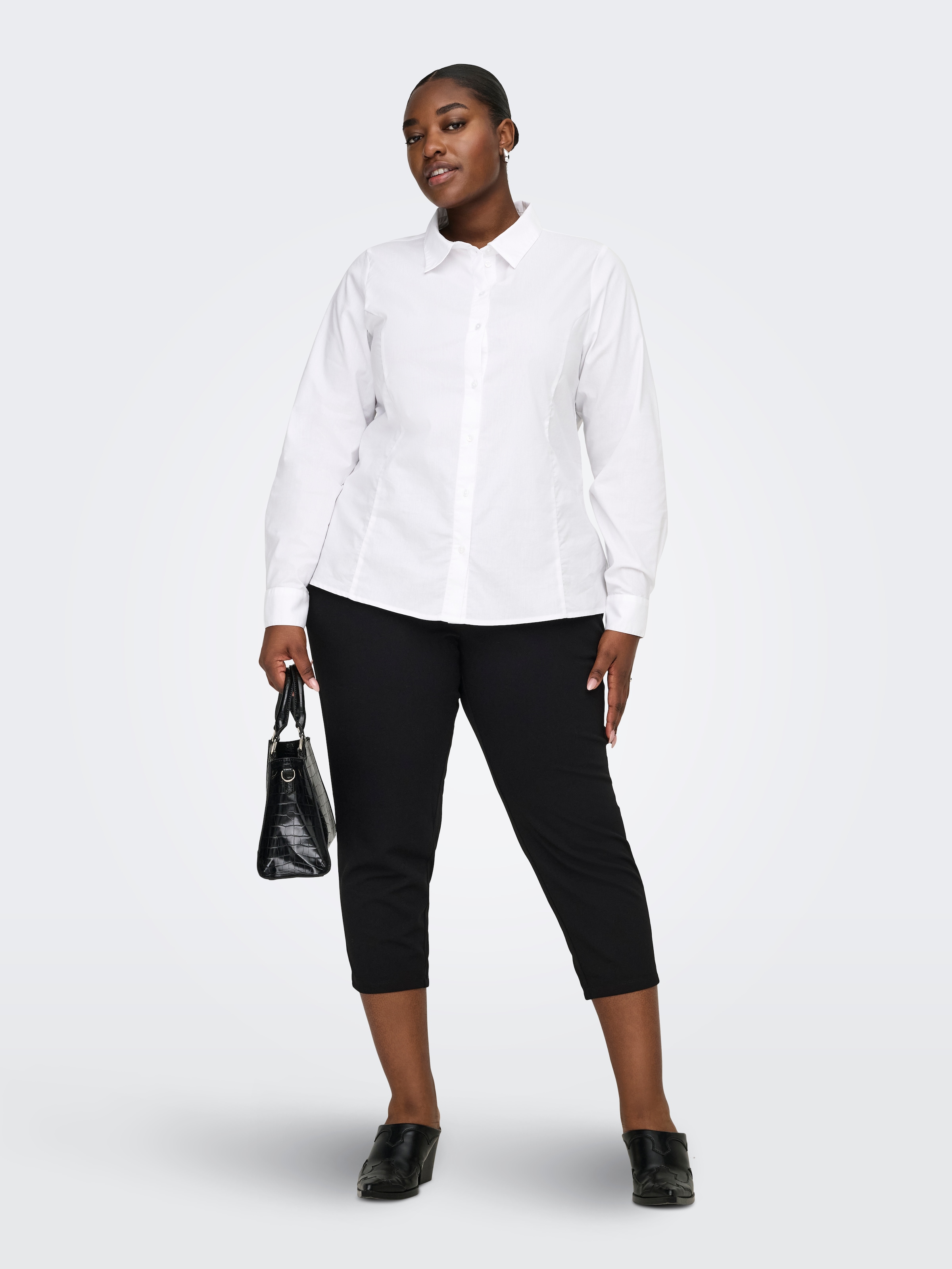 ONLY CARMAKOMA Leggings »CARSANIA BUTTON CAPRI JRS PNT NOOS«