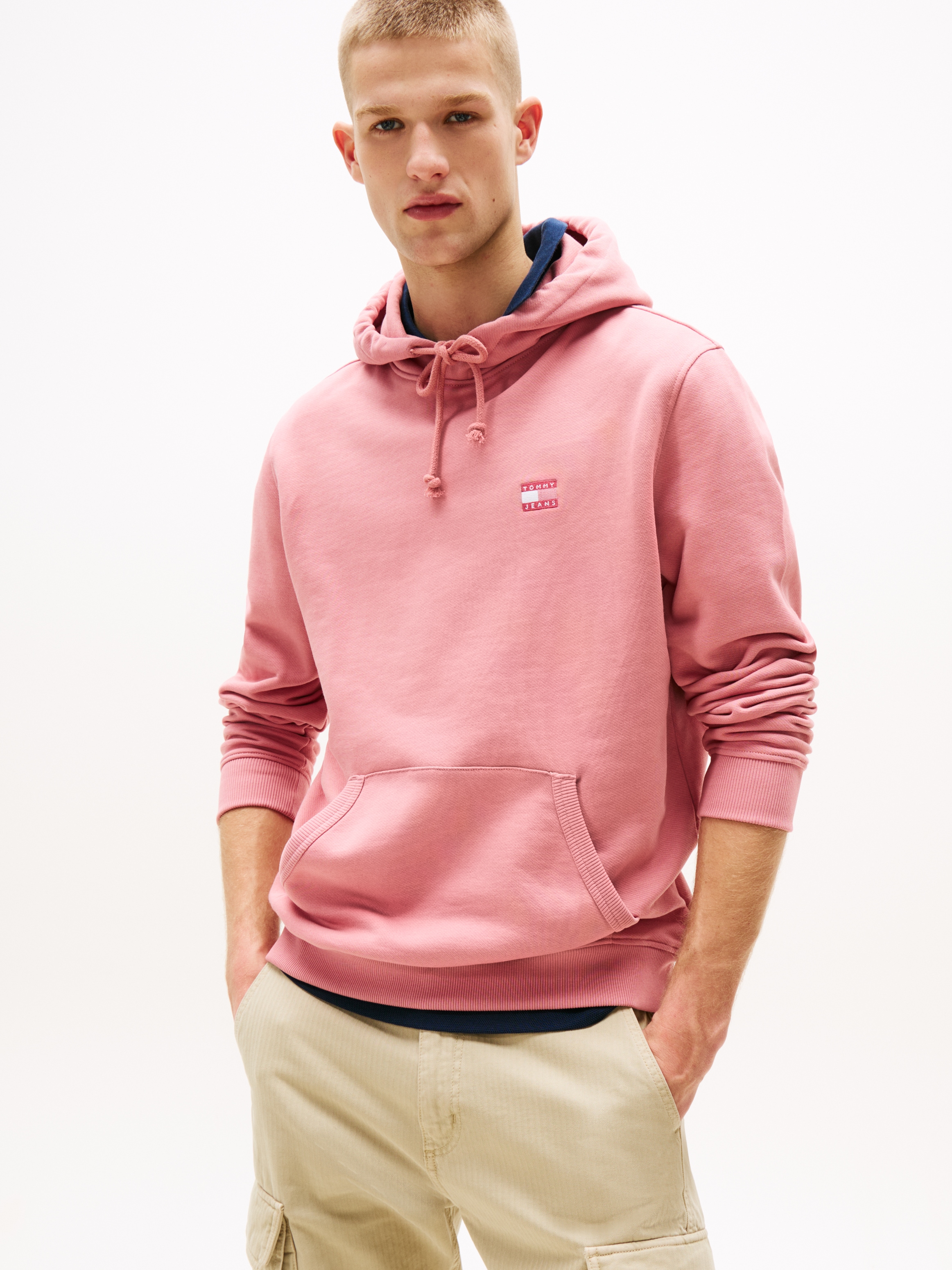 Tommy Jeans Hoodie "TJM REG BADGE HOODIE EXT", Mit Rundhalsausschnitt günstig online kaufen