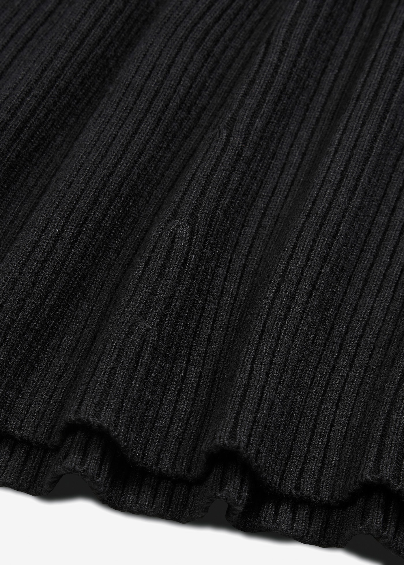 bonprix Strickrock aus Viskosemischung, körpernahe Passform, unifarben, mit Gummizug