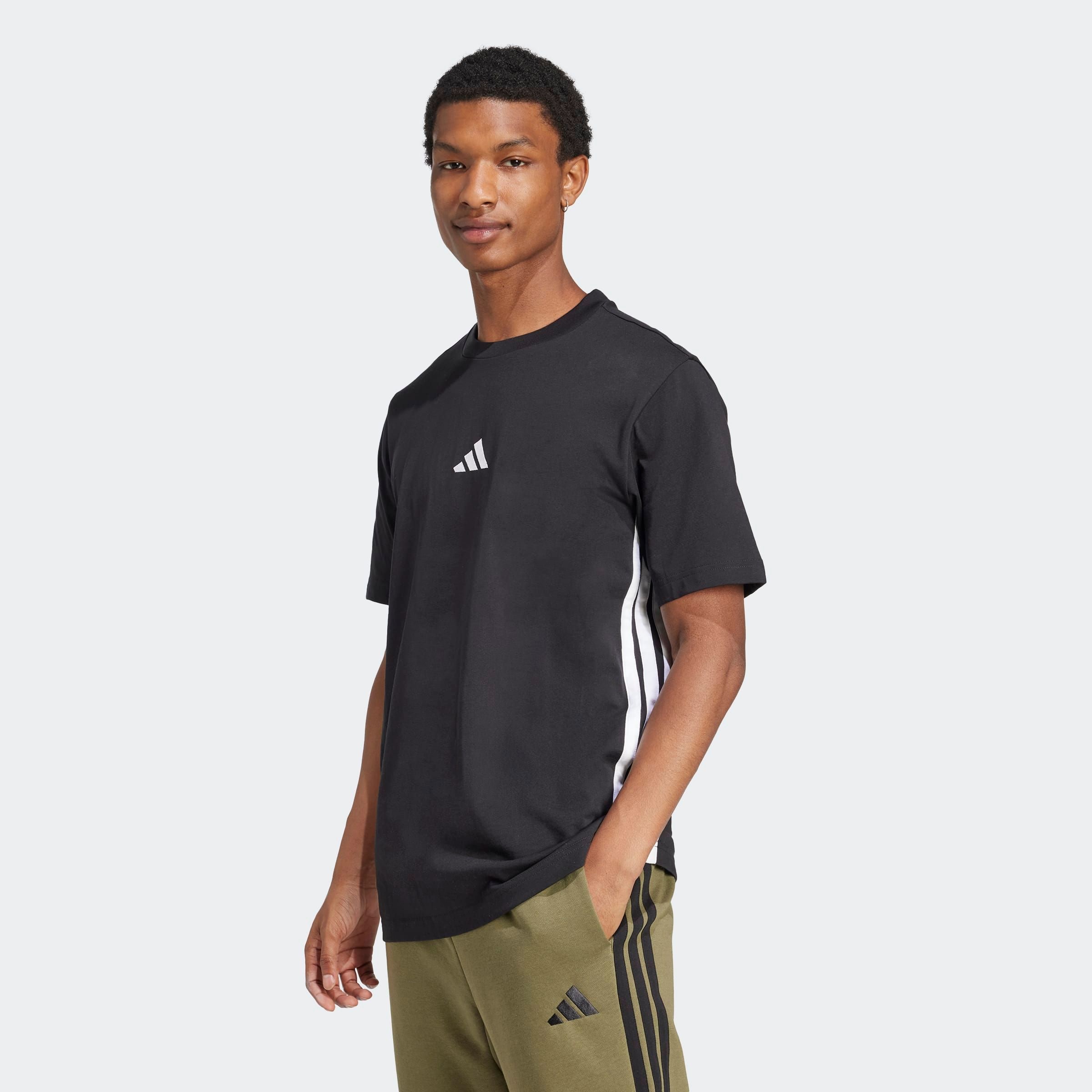 adidas Sportswear T-Shirt "ESSENTIALS 3-STREIFEN SINGLE JERSEY" mit Rundhalsausschnitt, ohne Verschluss, aus Baumwolle