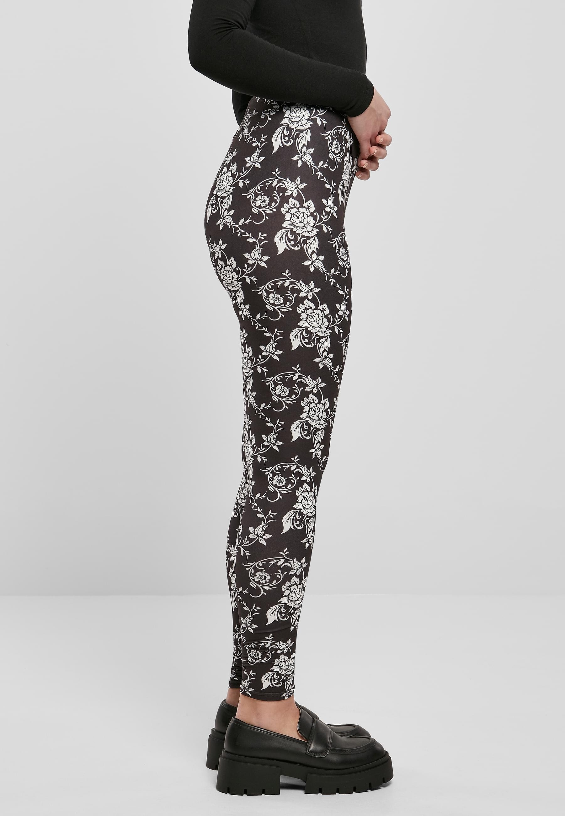 URBAN CLASSICS Leggings »Urban Classics Damen Ladies Soft AOP Leggings«, (1 tlg.)