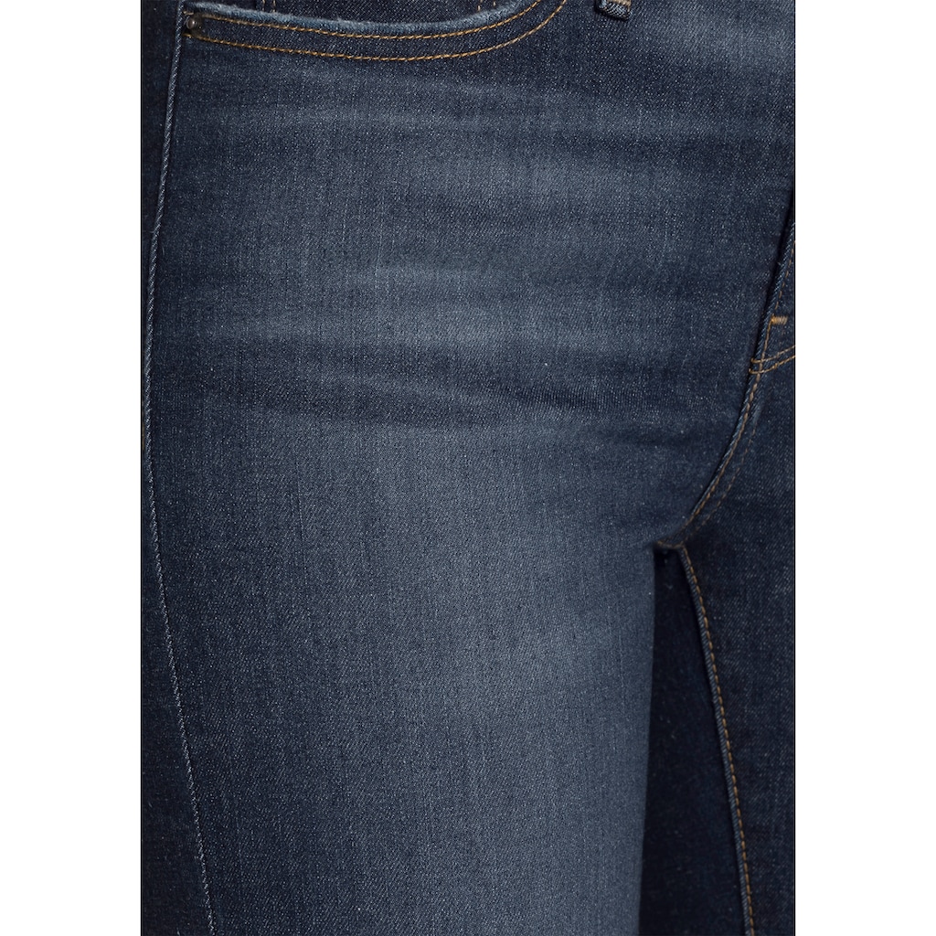 Levi's® Skinny-fit-Jeans »310 Shaping Super Skinny«