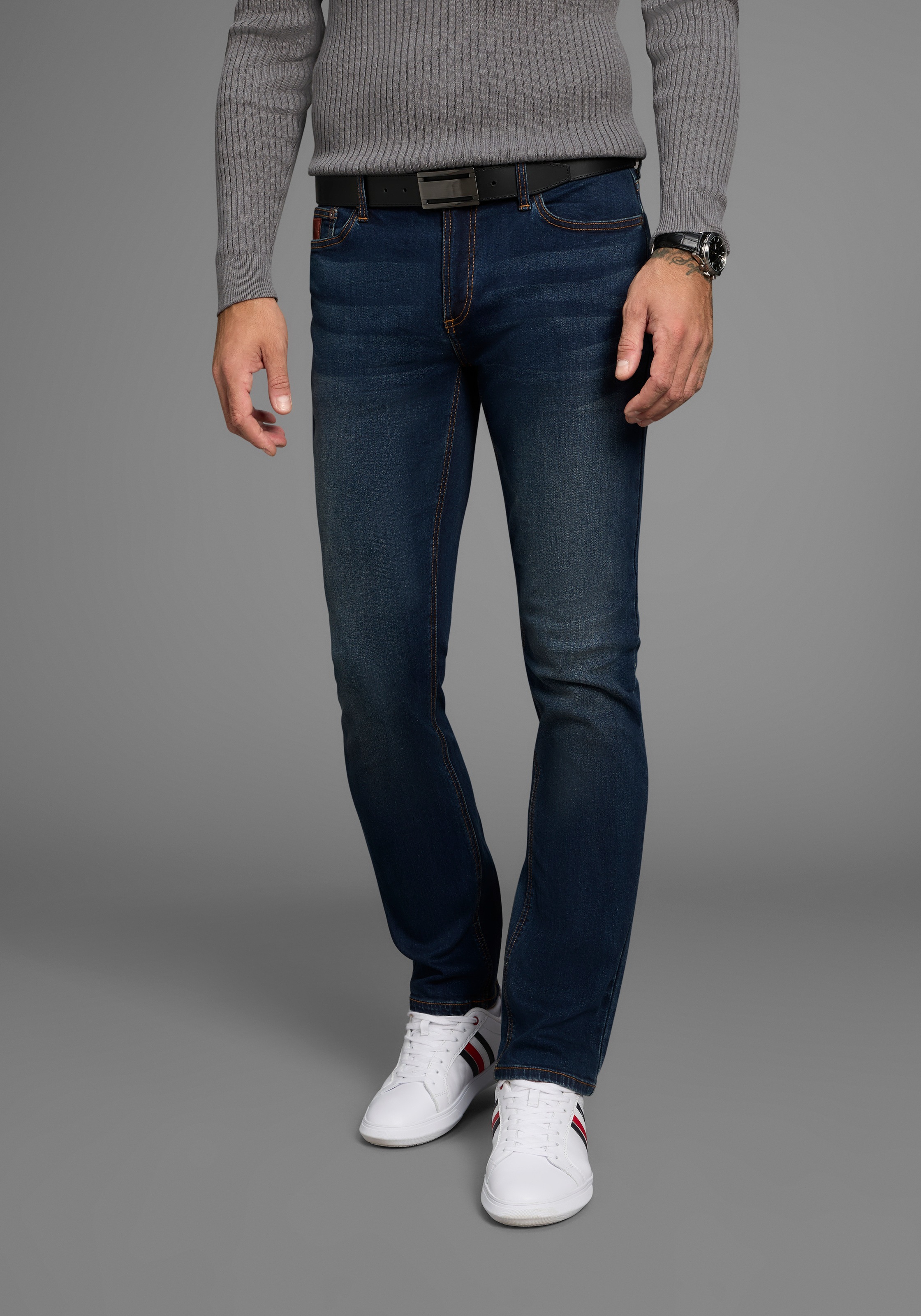 Bruno Banani Straight-Jeans "Hutch", gerade Beinform, teilweise mit modisch günstig online kaufen
