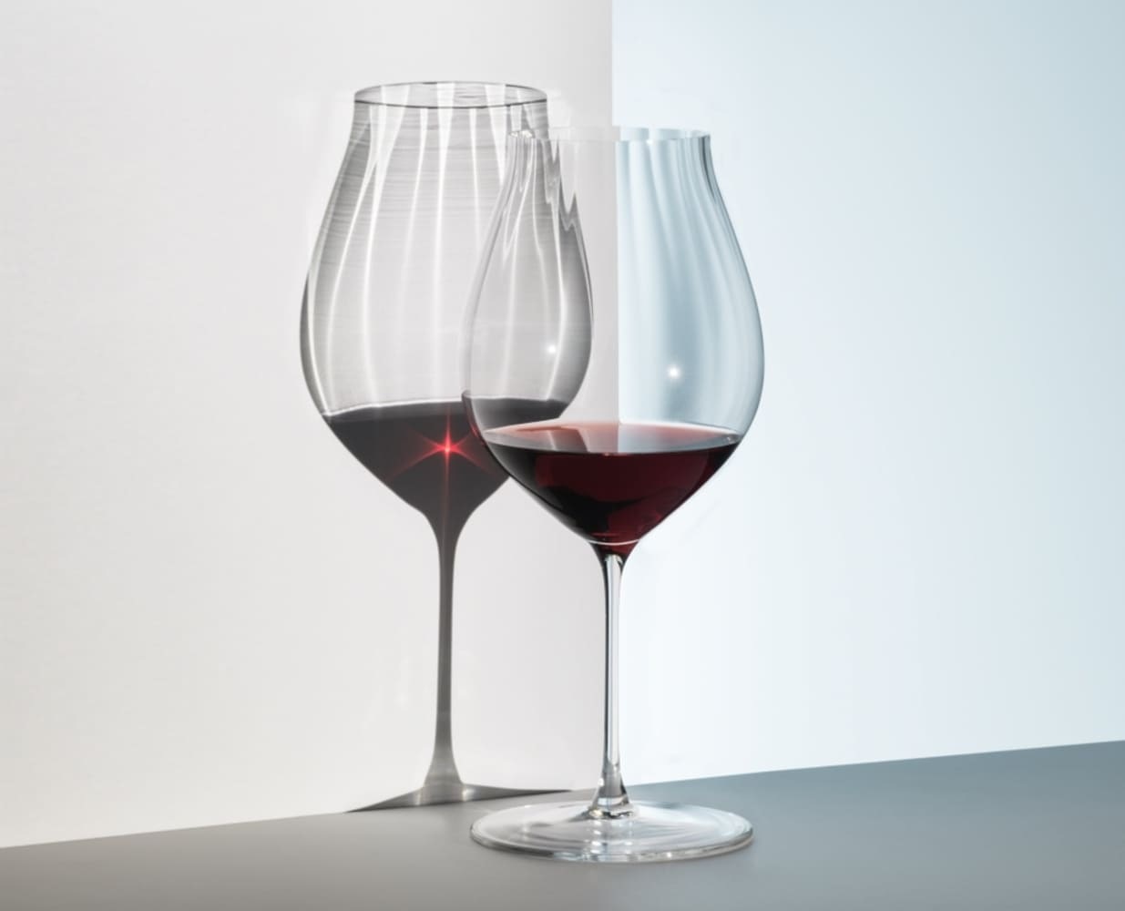 Thumbnail - RIEDEL THE WINE GLASS COMPANY Rotweinglas "Pinot Noir Gläser Performance 830 ml 2er Set transparent" Spülmaschinengeeign...
