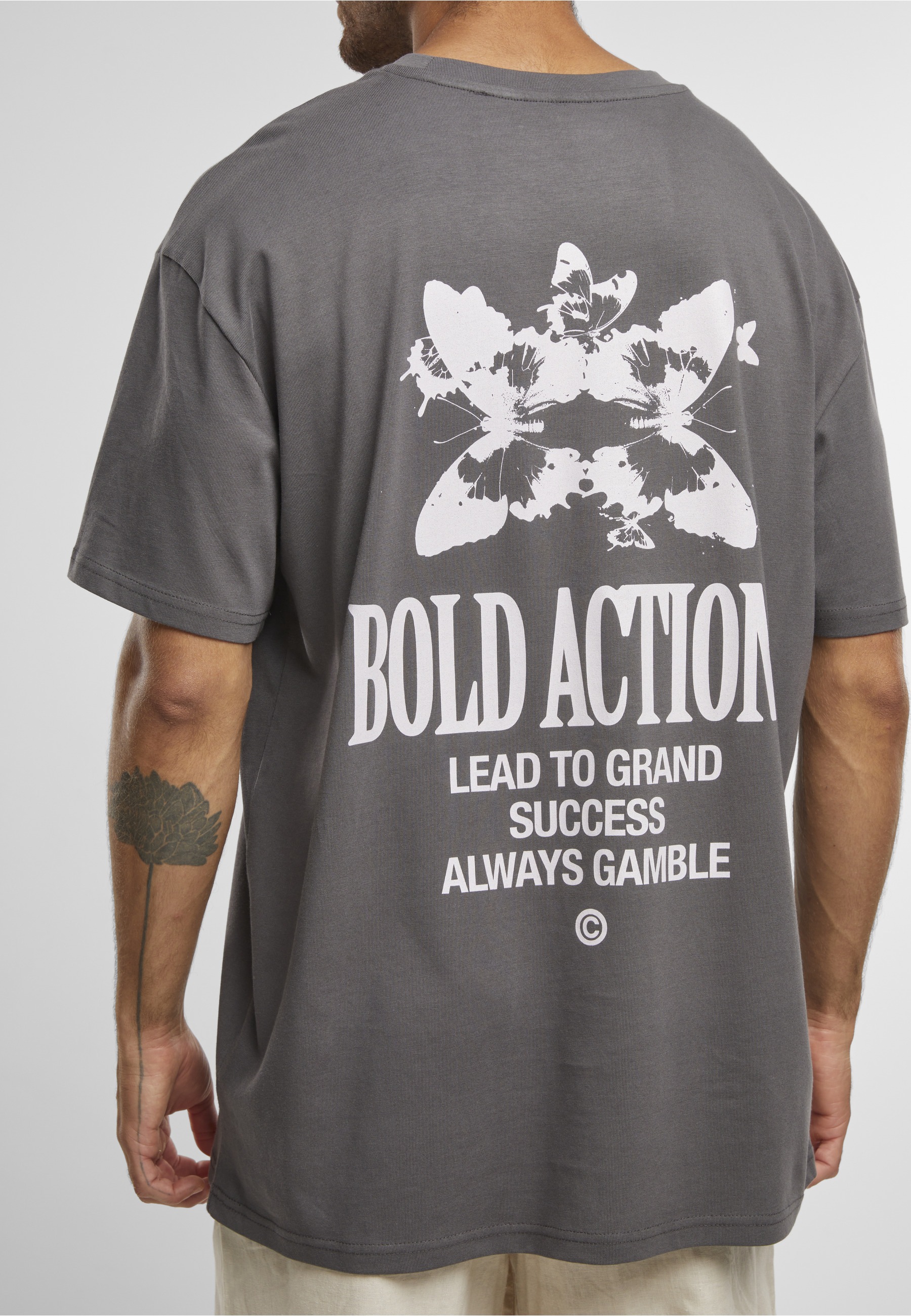Upscale by Mister Tee T-Shirt »Upscale by Mister Tee Bold Actions Oversize Tee« 1 Stk.