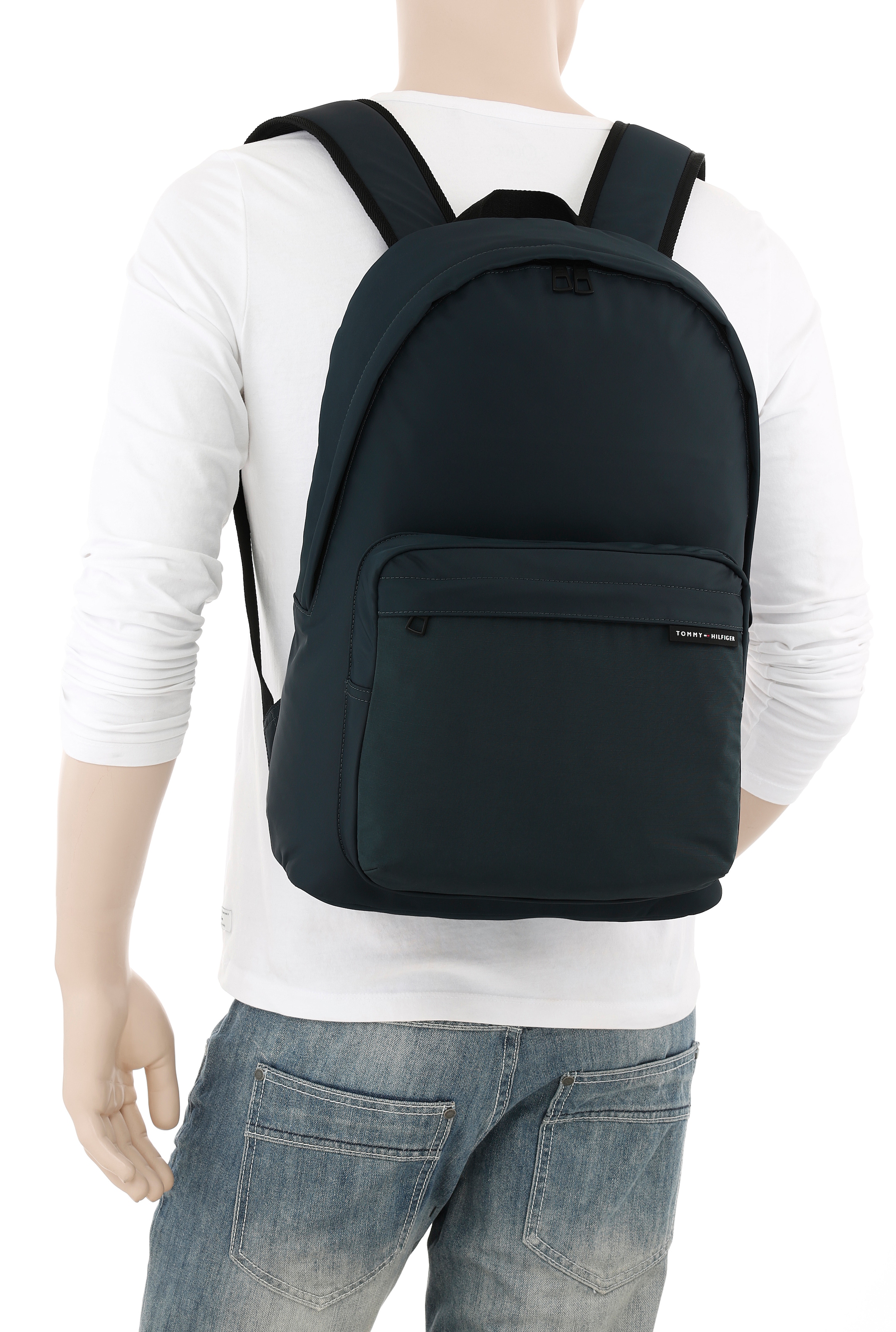 Tommy Hilfiger Rucksack »TH ELEMENT REPREVE BACKPACK«, Men Freizeitrucksack, Freizeit-Bag mit zwei Innenfächern