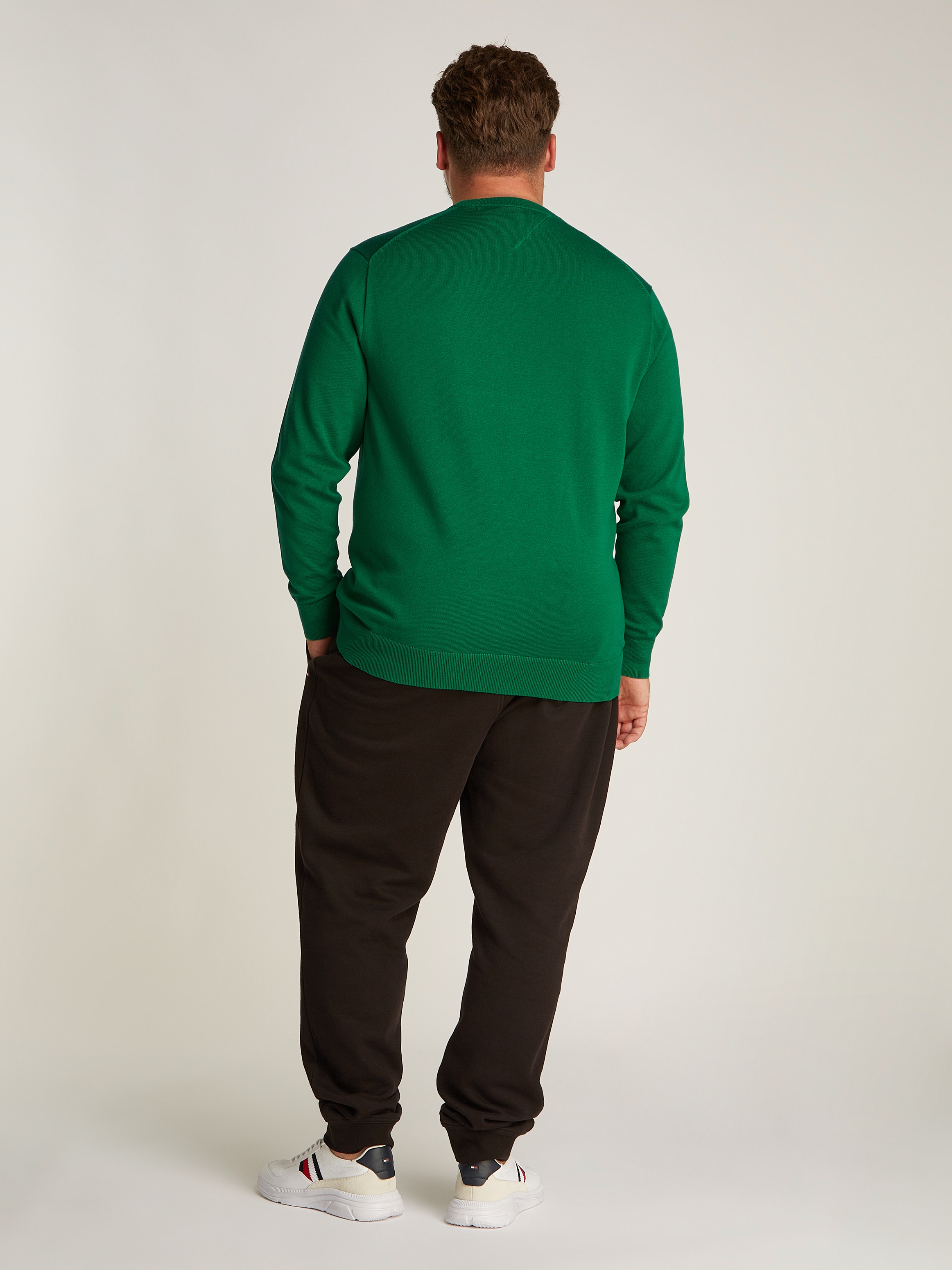 Tommy Hilfiger Big & Tall Rundhalspullover »BT-ESSENTIAL COTTON CREW NECK-B« in Großen Größen, Logostickerei