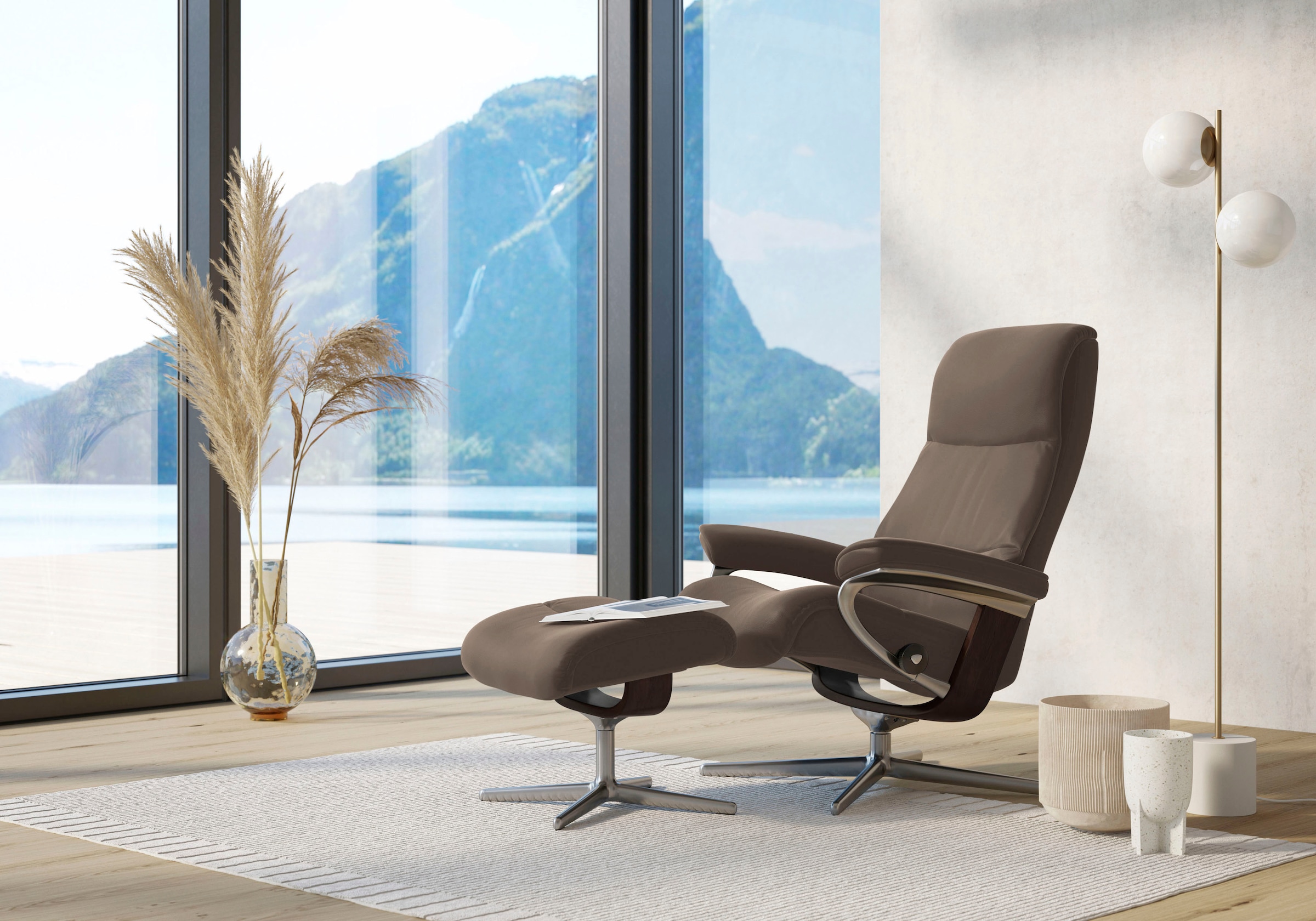 Stressless Relaxsessel "View" mit Cross Base, Größe S, M & L, Holzakzent Braun