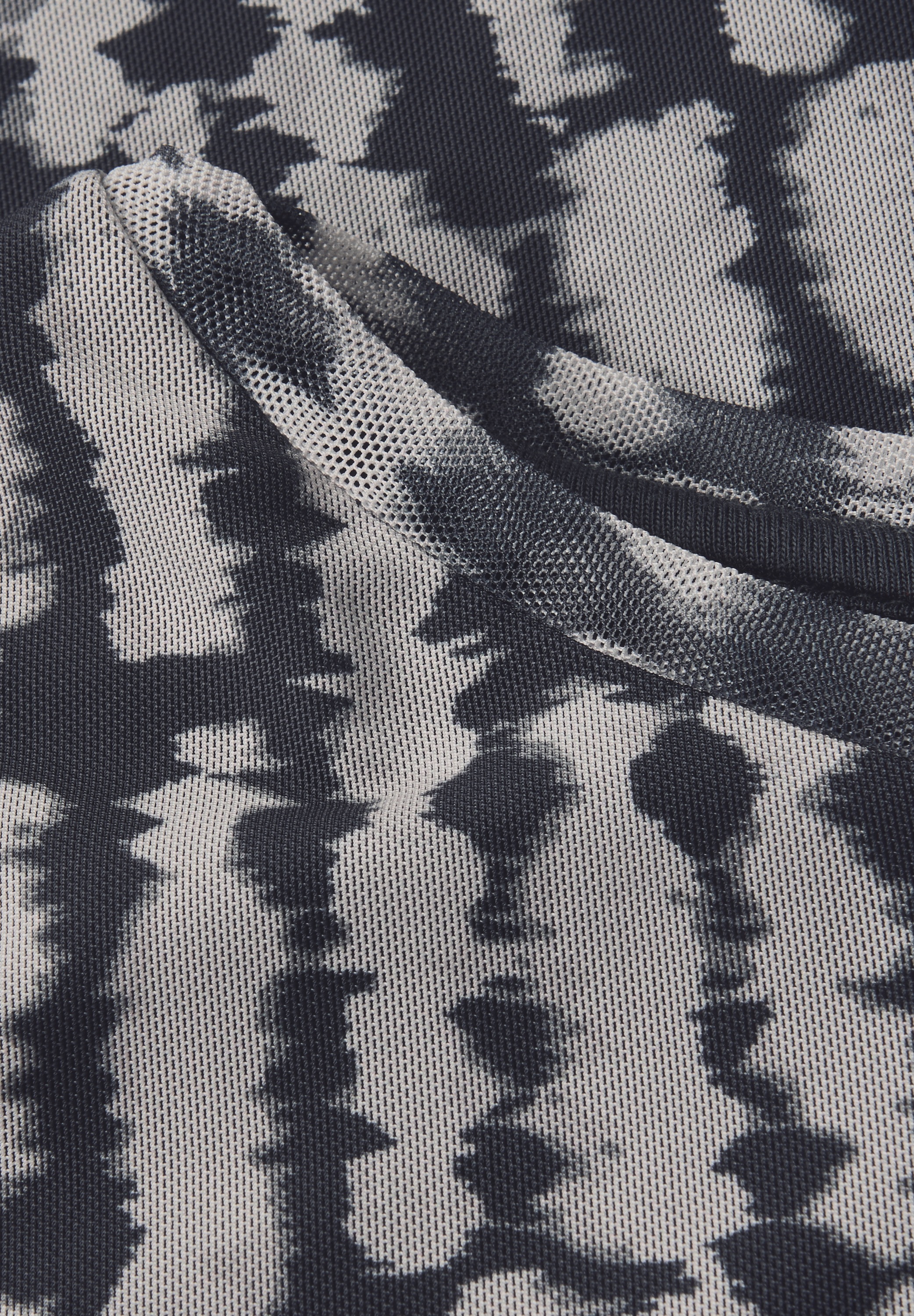 STREET ONE STUDIO Midikleid Ohne Taschen soft und trageangenehm