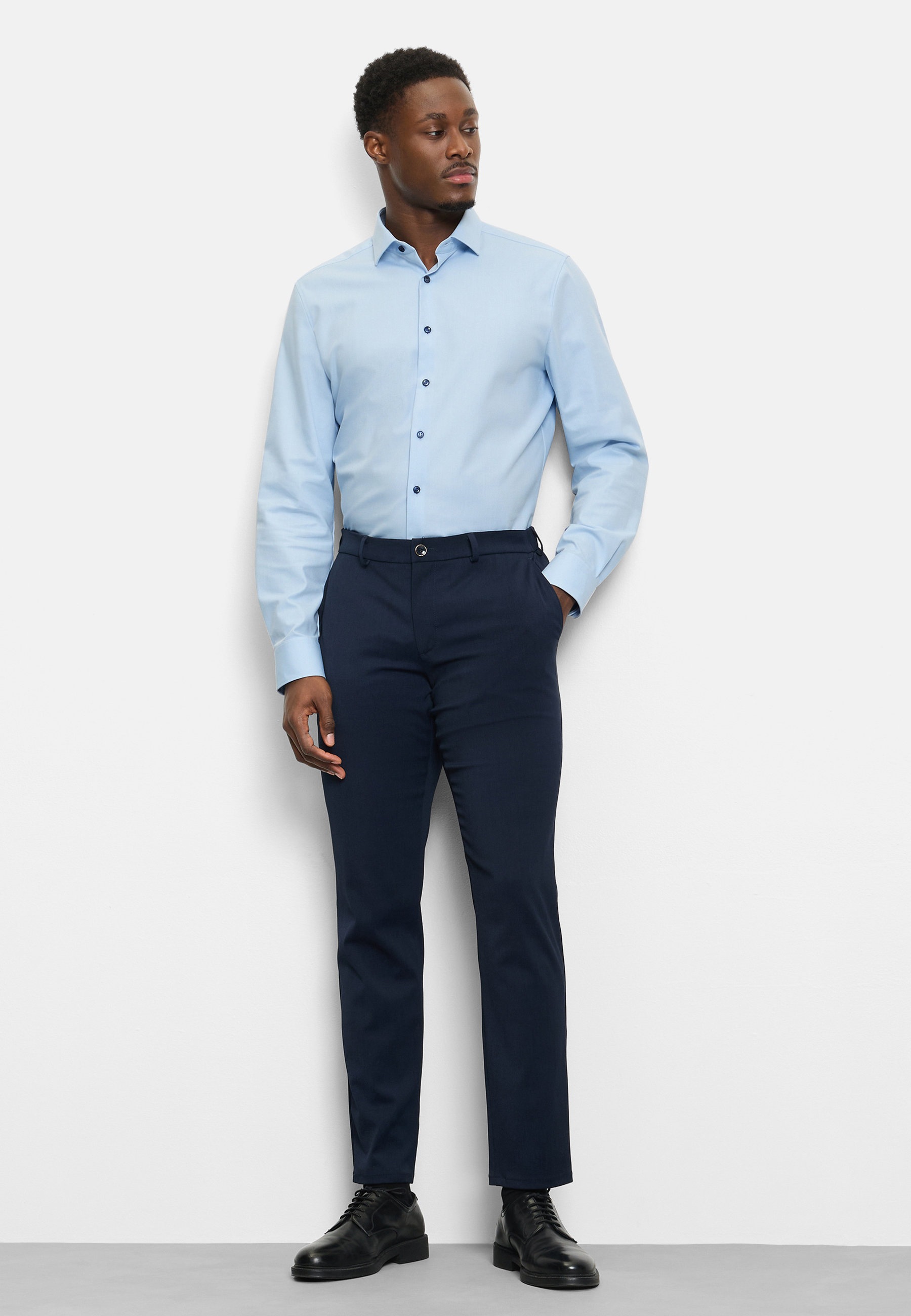OLYMP Level Five 24/Seven Body Fit Herrenhemd Blau 44 3