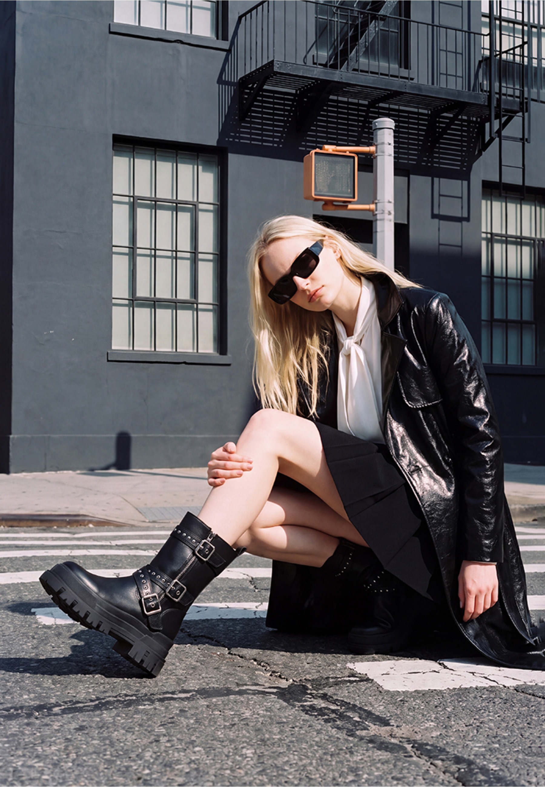 Buffalo Stiefelette »Buffalo ASPHA ZIP BIKER«