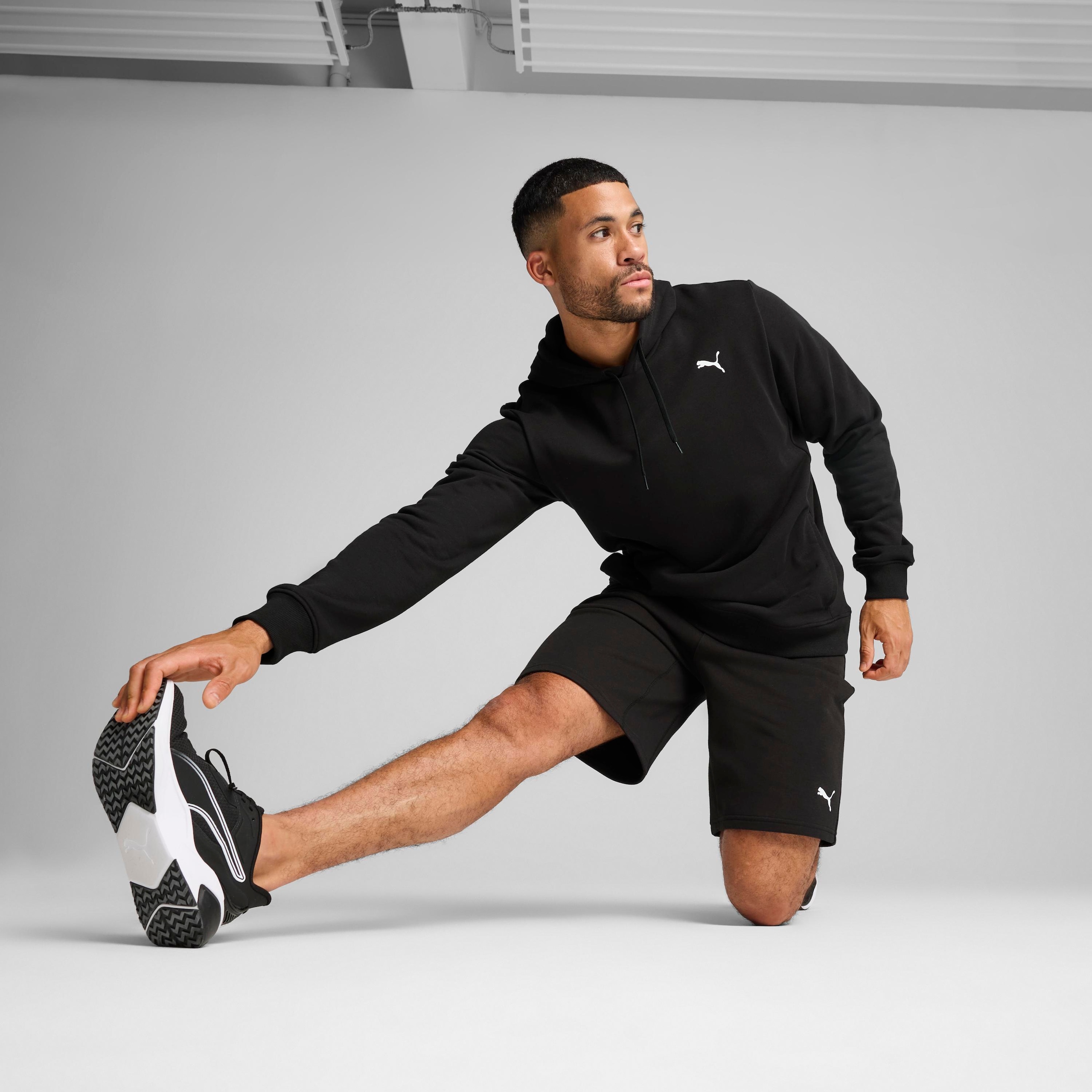 PUMA Kapuzensweatshirt »M TAD ESSENTIALS FRENCH TERRY HOODIE«, mit Kapuze, Rundhalsausschnitt, mit Kängurutasche
