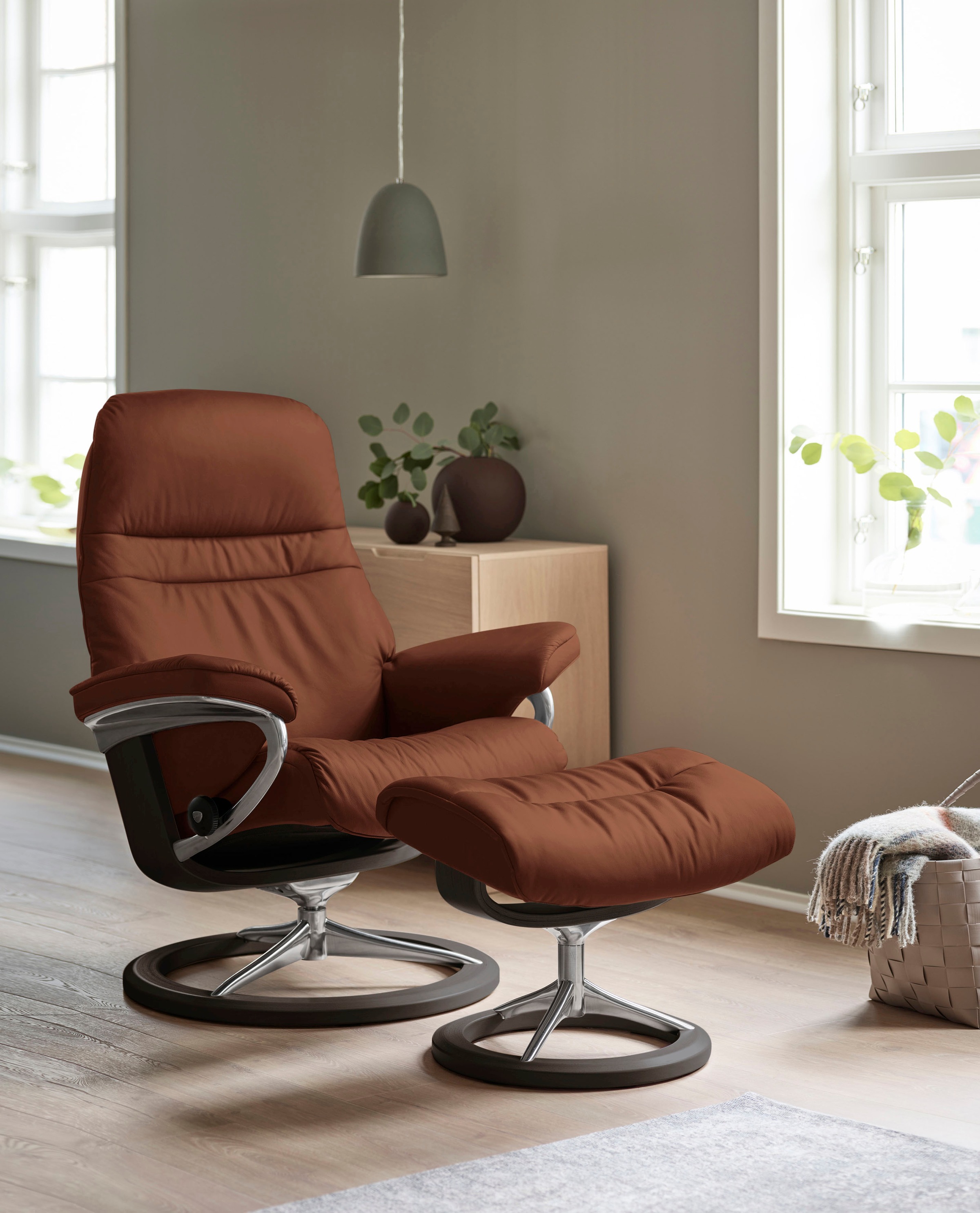 Stressless® Relaxsessel »Sunrise« Relaxsessel mit Hocker,  mit Signature Base, Größe S, Gestell Wenge, in 2 Lederqualitäten lieferbar