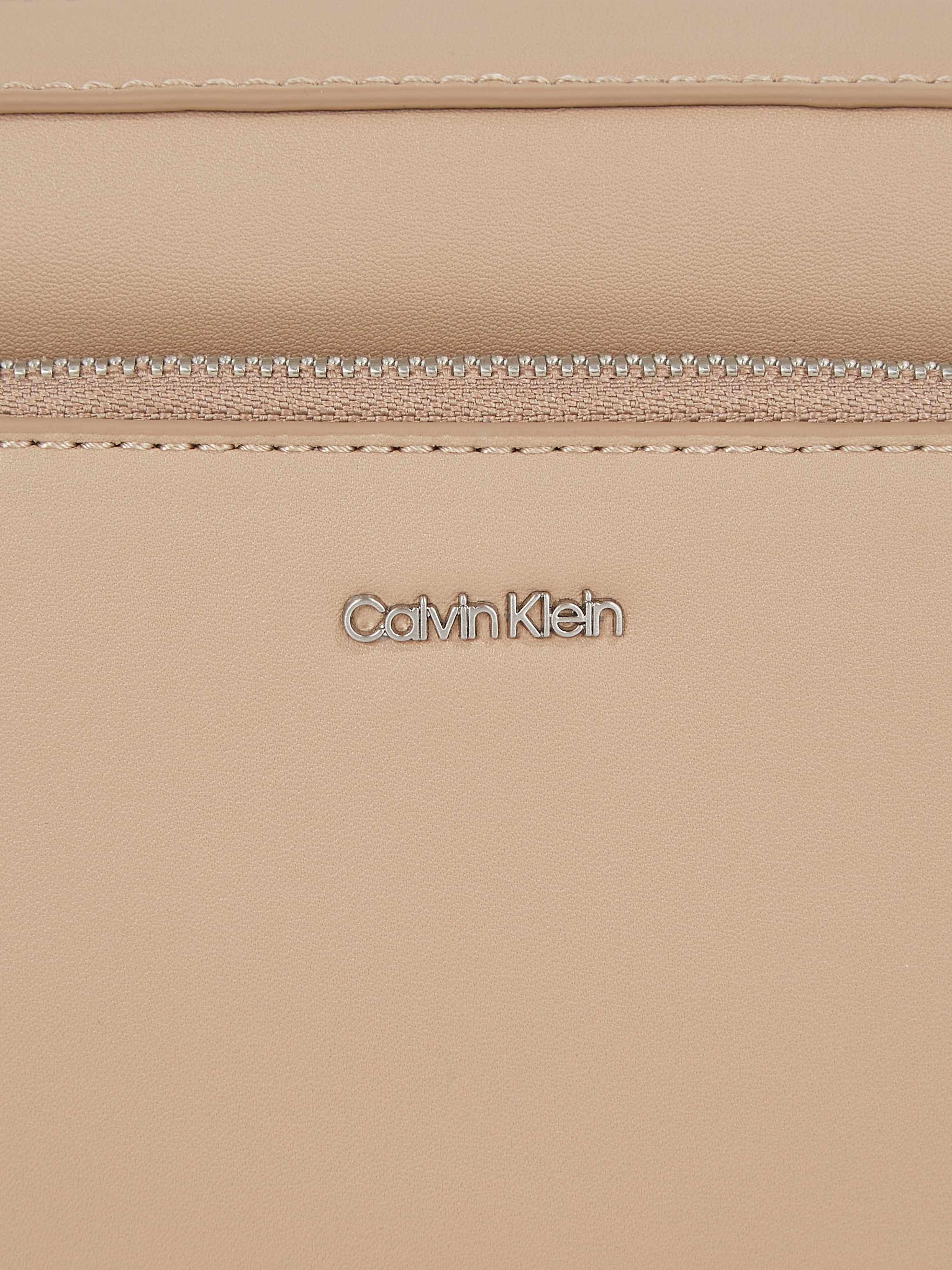 Calvin Klein Mini Bag »CK MUST CAMERA BAG W/PCKT LG«, mit verschließbarer Vordertasche
