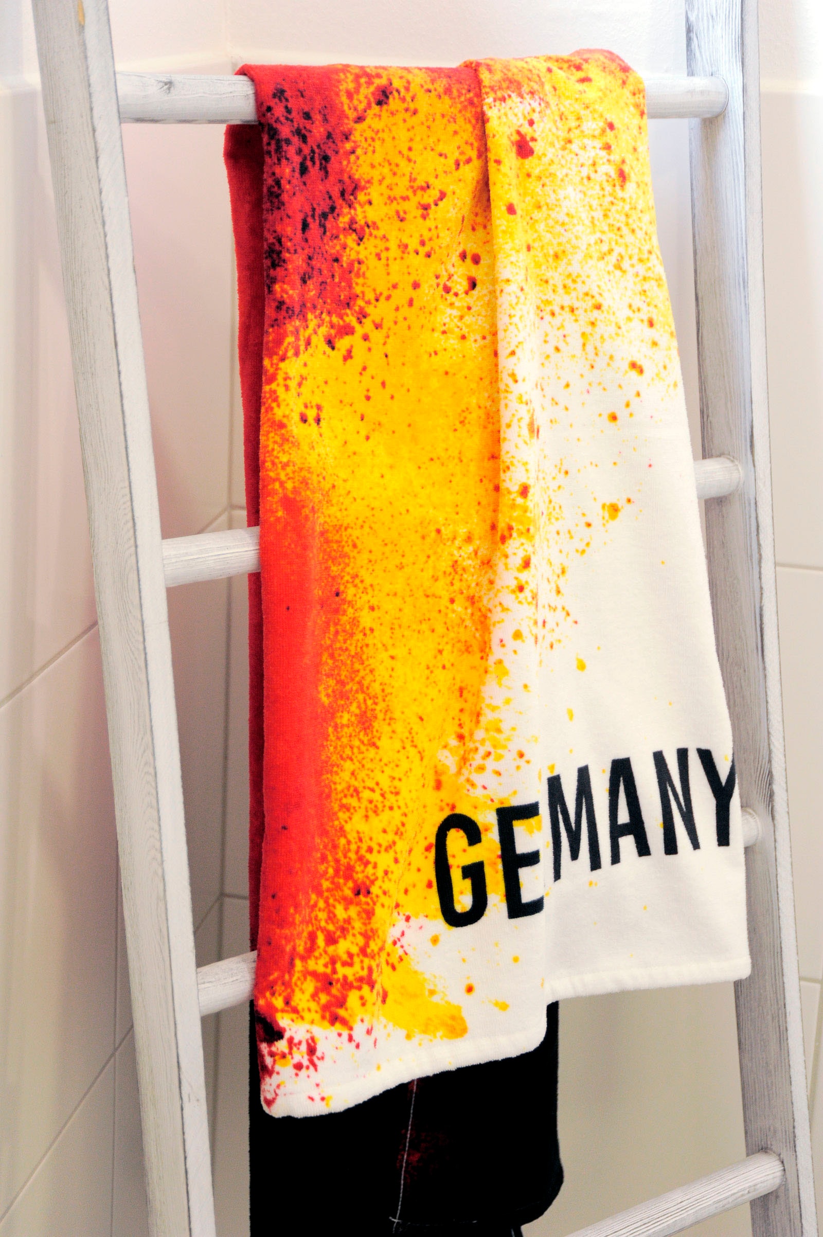 Herding Young Collection Badetuch »Germany«, (1 St., Badetuch 75 x 150 cm), hochfarbig bedruckt