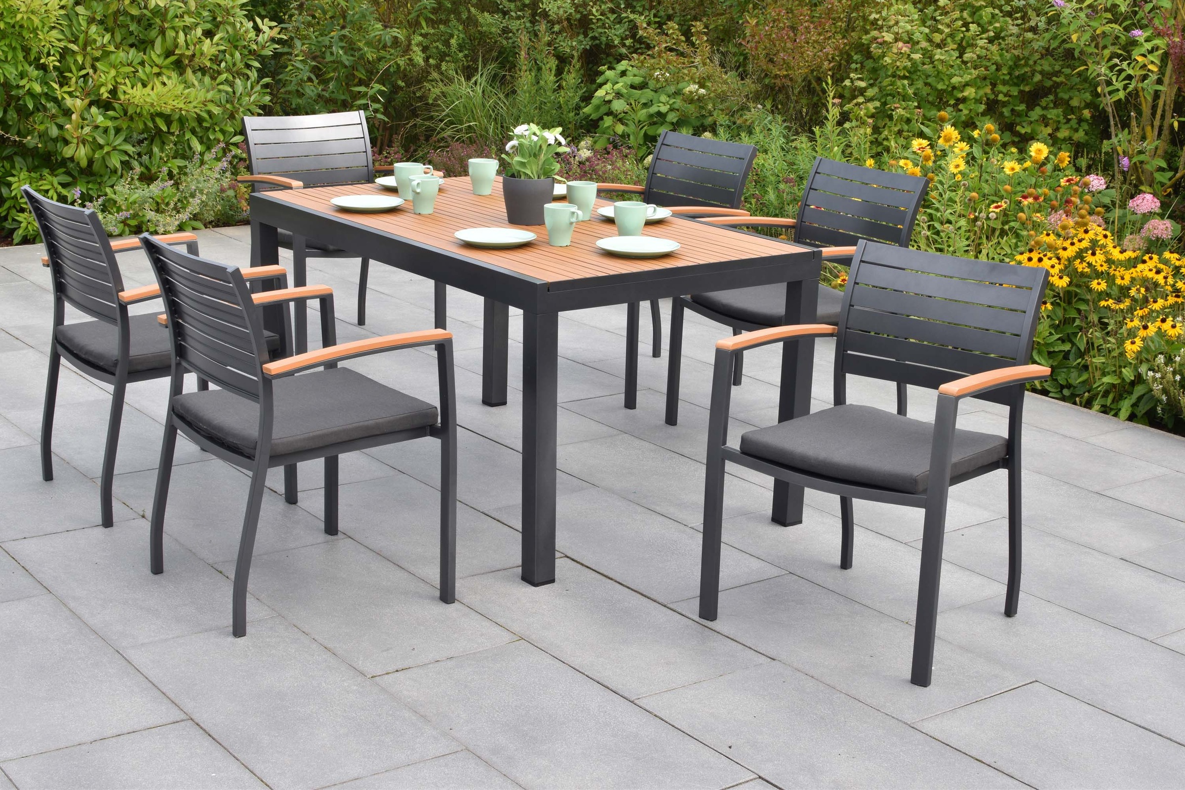 MERXX Garten-Essgruppe »Astros« Set, 13 tlg. inkl. 6 Stapelsessel, 6 Auflagen, 1 Ausziehtisch