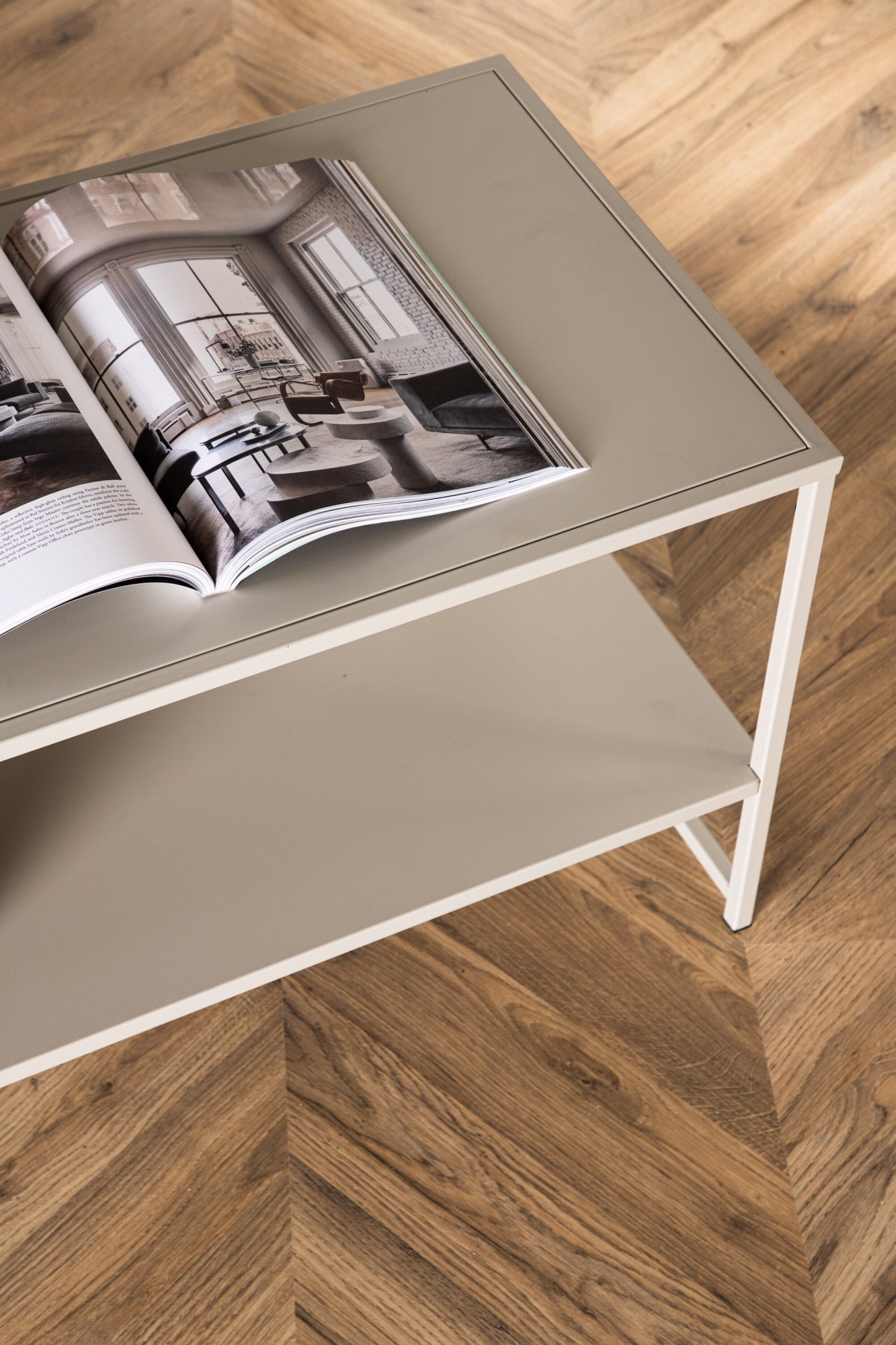 Venture Home Couchtisch »Staal, Beistelltisch mit Regalboden in Beige, 102 × 43 cm« Ablagetisch, Stahl pulverbeschichtet, mit Regal, schlank, modern