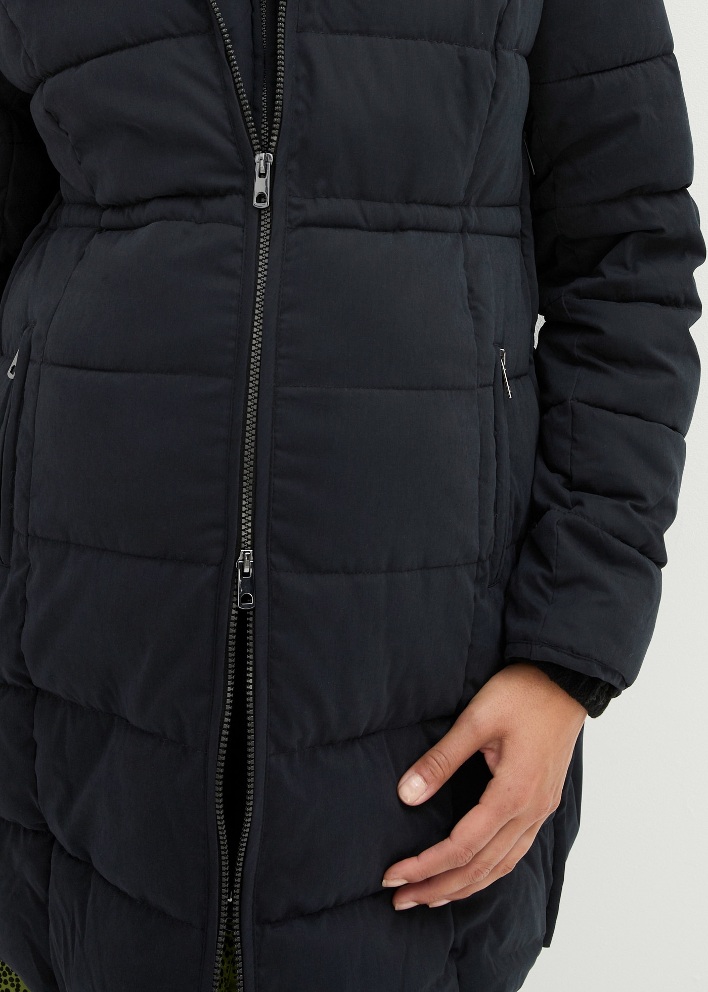 bonprix Umstandsjacke »3-in-1 warm wattierte Umstands- und Tragejacke« mit Kapuze 3-in-1 Tragefunktion für Schwangerschaft und Babytragen