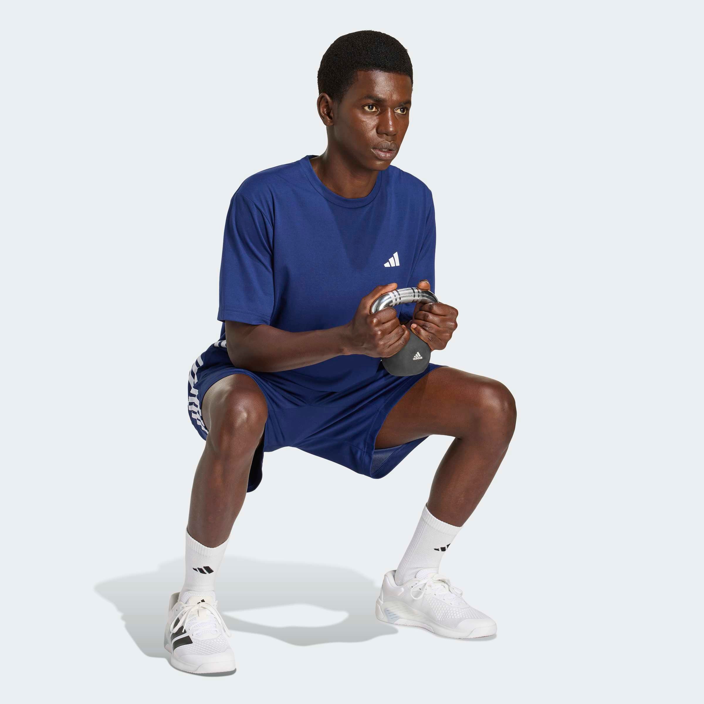 adidas Performance T-Shirt »WORKOUT ESSENTIALS FEELREADY 3-STREIFEN« mit Rundhalsausschnitt, sportlicher Stil, aus Single Jersey