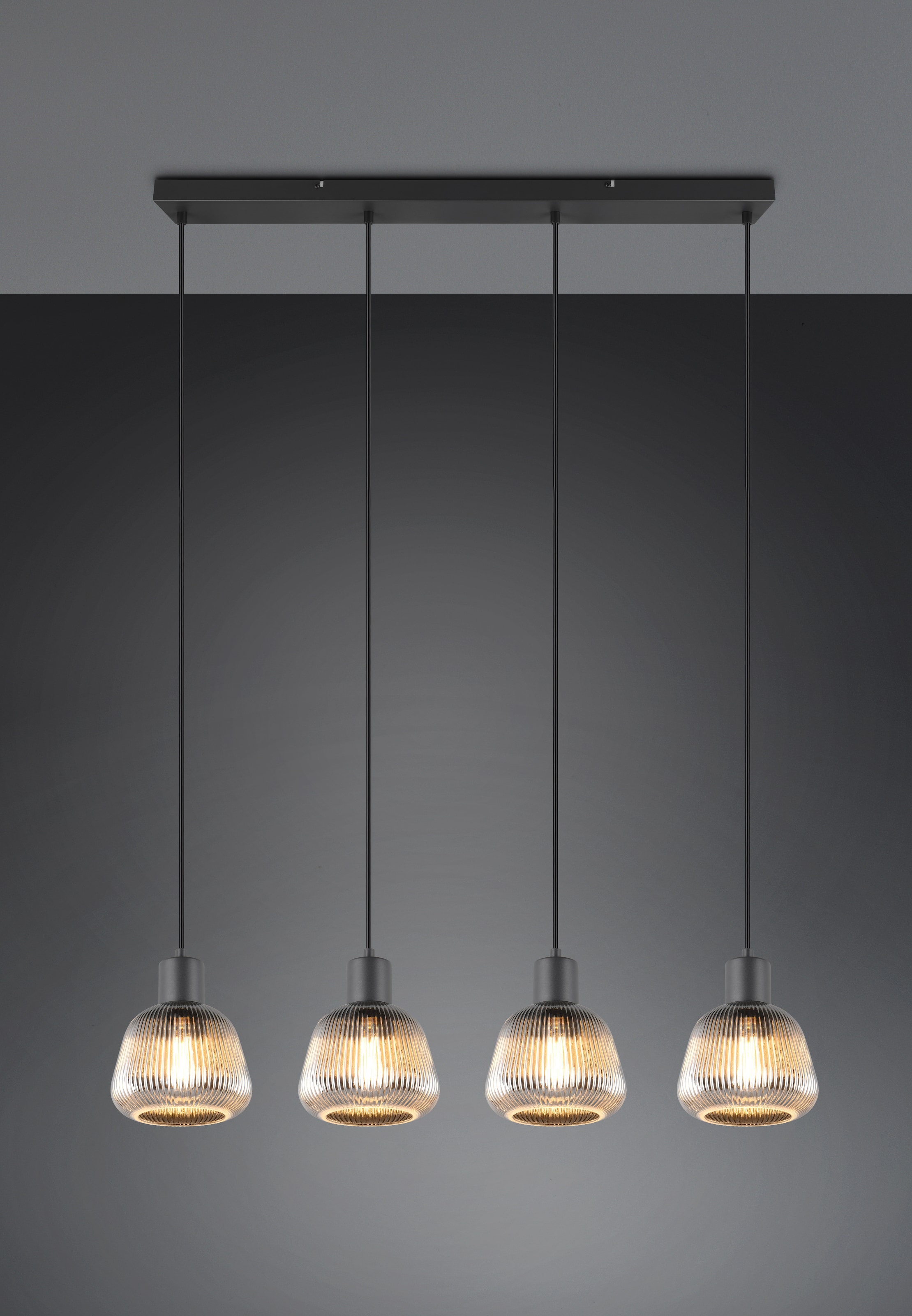 TRIO Leuchten Pendelleuchte »TARIFA, 4-flammige Hängeleuchte exkl 4xE27 max 25W, Glas Hängelampe« E27 1 Stk. warmweiß - kaltweiß höhenverstellbar max 150cm Glas in Riffeloptik und leicht verspiegelt