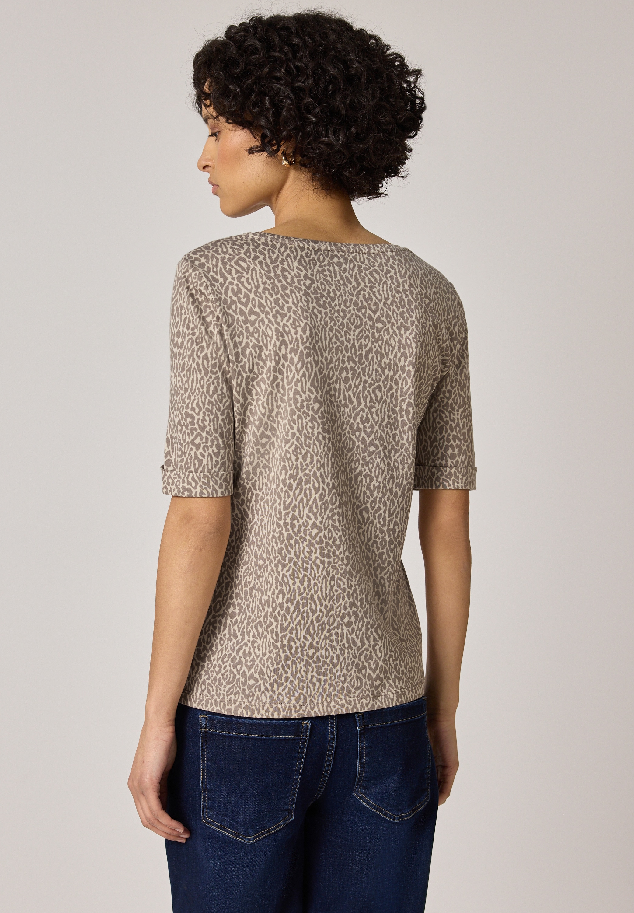 STREET ONE T-Shirt mit abgerundetem V-Ausschnitt