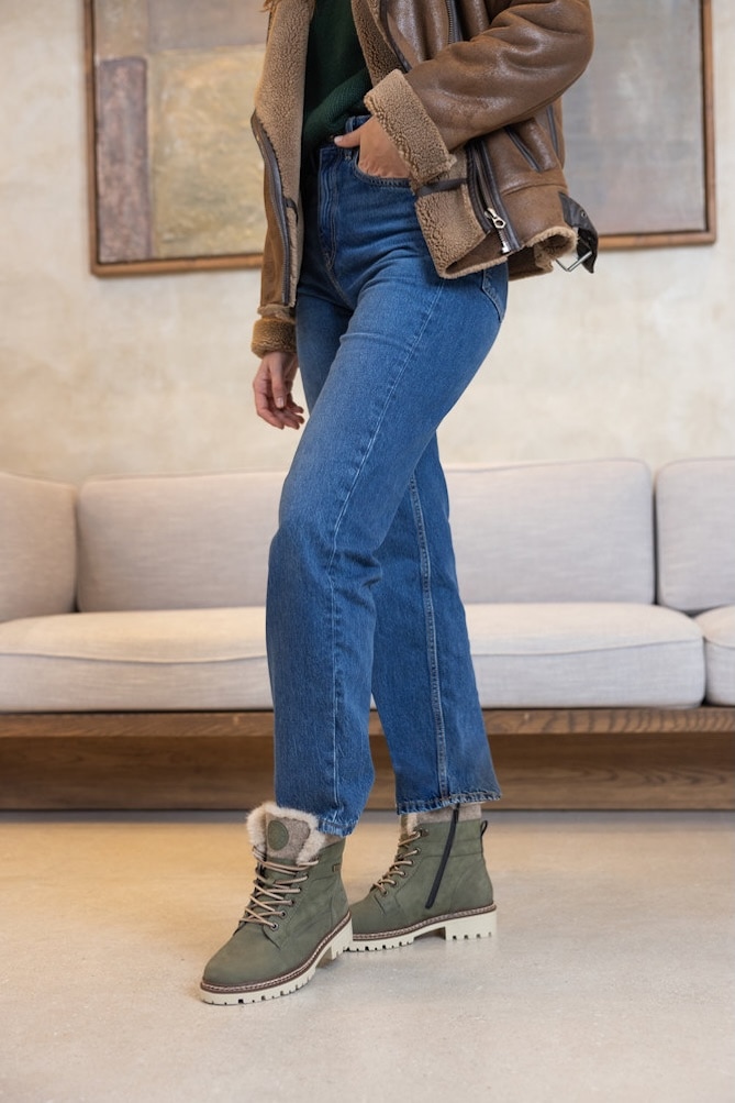 Remonte Winterstiefelette »Elisabeth Hurley-Collection«, Schnürboots mit wasserabweisender TEX-Membran und Fiber Grip