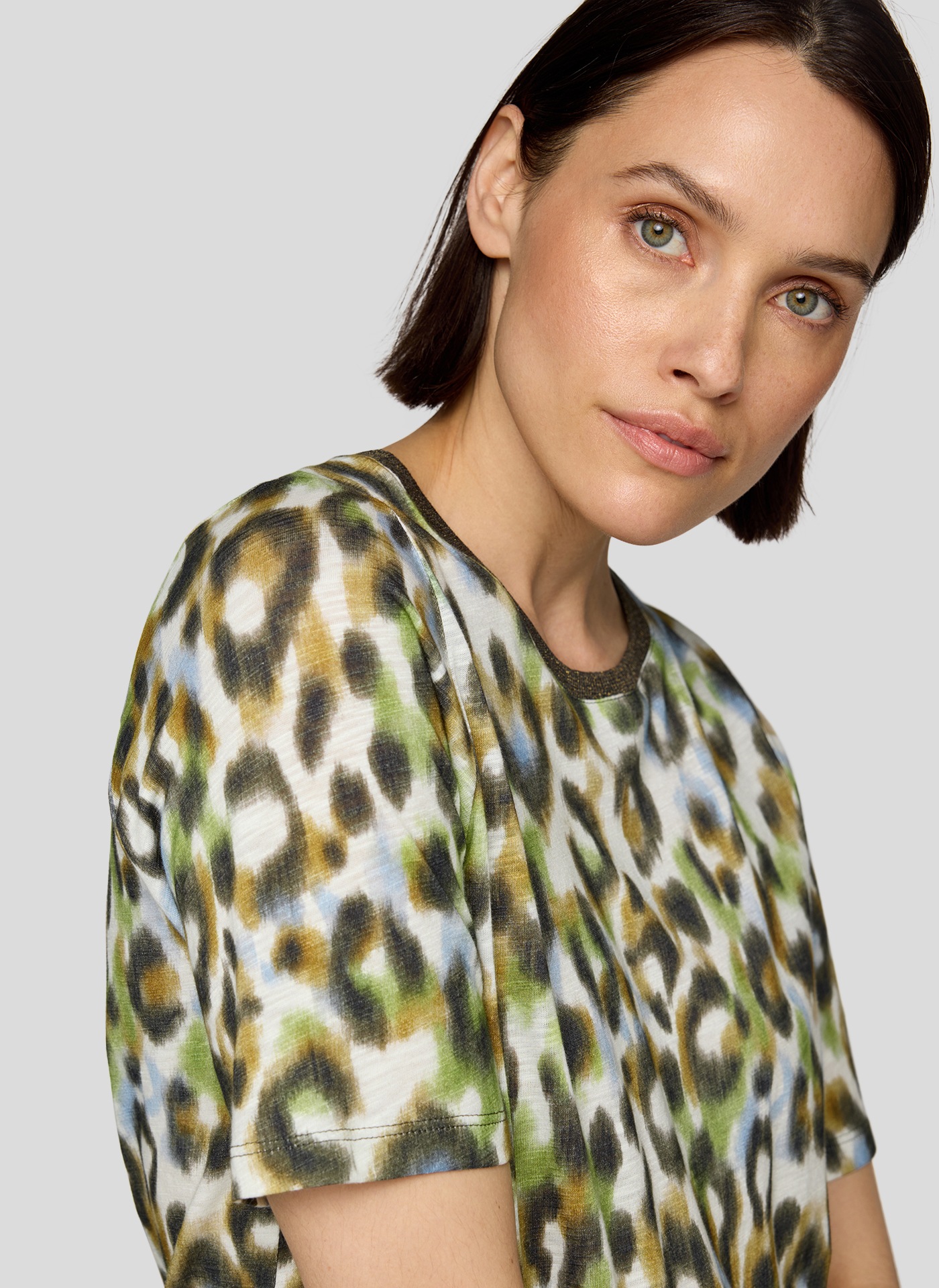 Rabe Kurzarmshirt, im Leo-Look