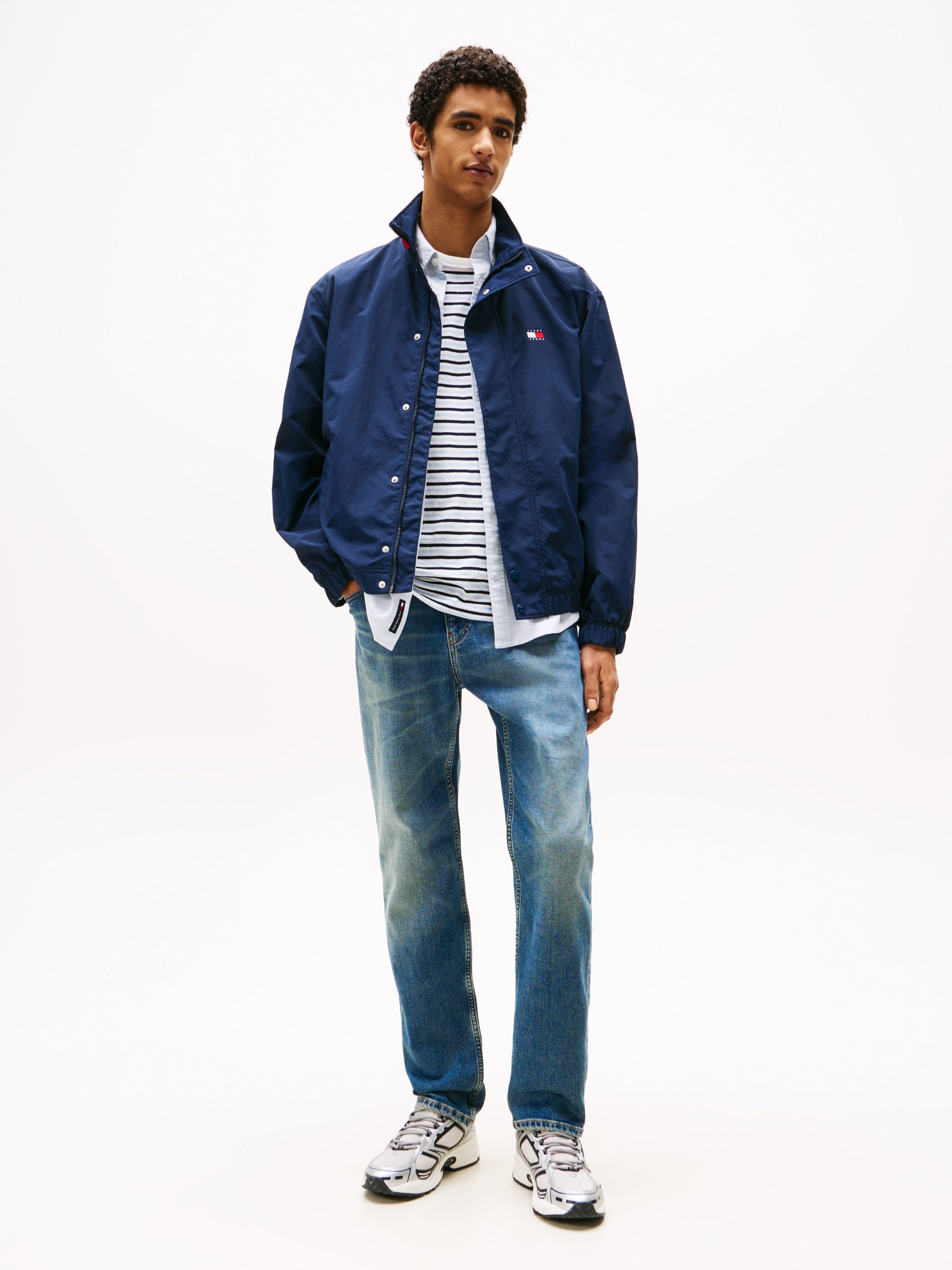 Tommy Jeans Slim-fit-Jeans »RYAN SLIM STRAIGHT«, mit Logoprägung