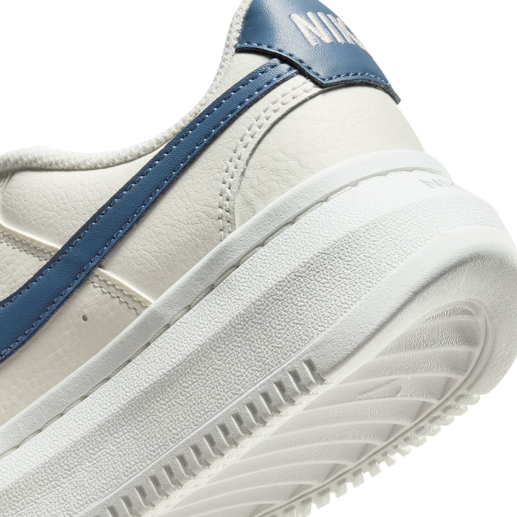 Nike Sportswear Sneaker »COURT VISION ALTA«