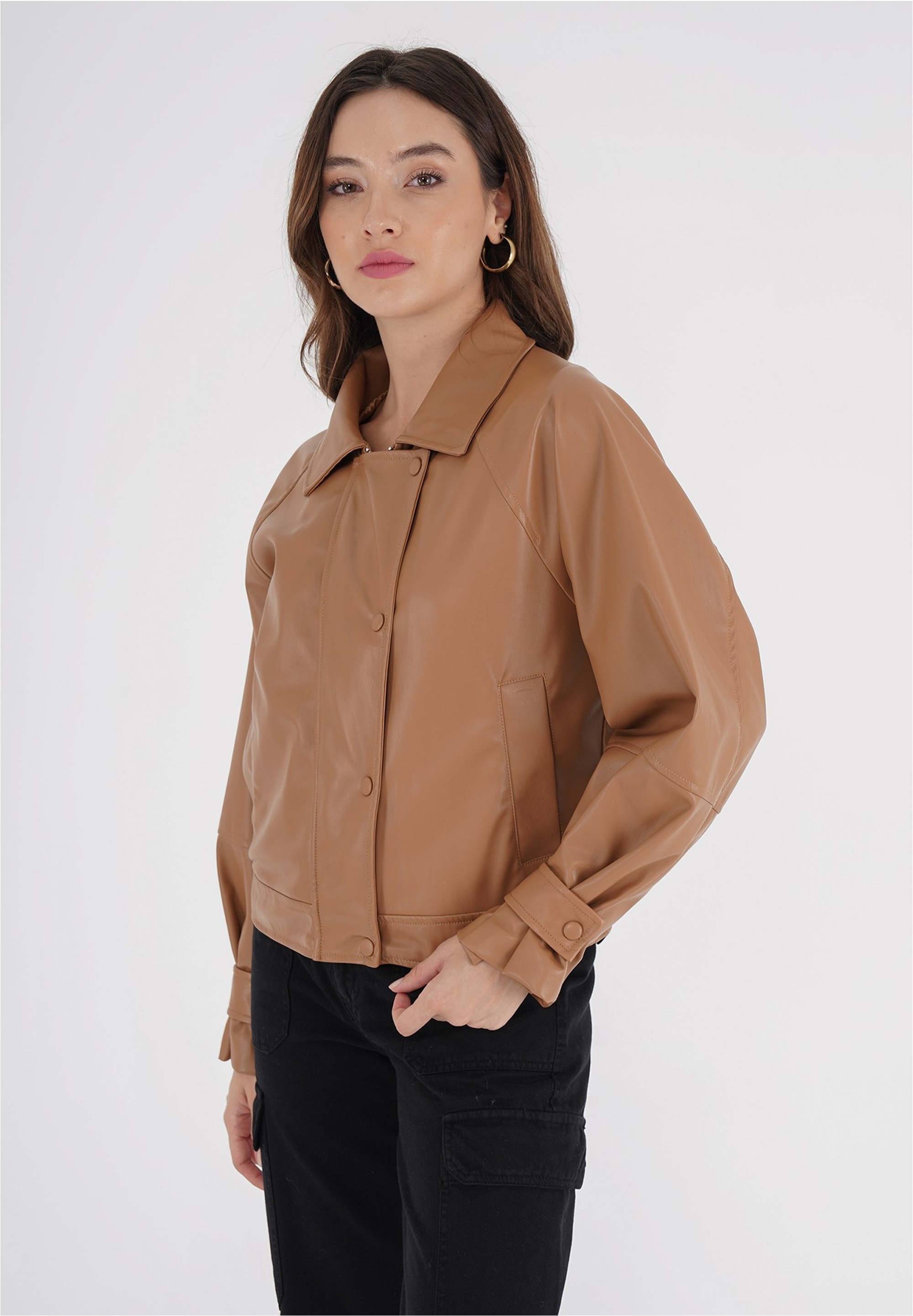 freshlions Outdoorjacke »Mina«, mit Riegeln an den Ärmeln