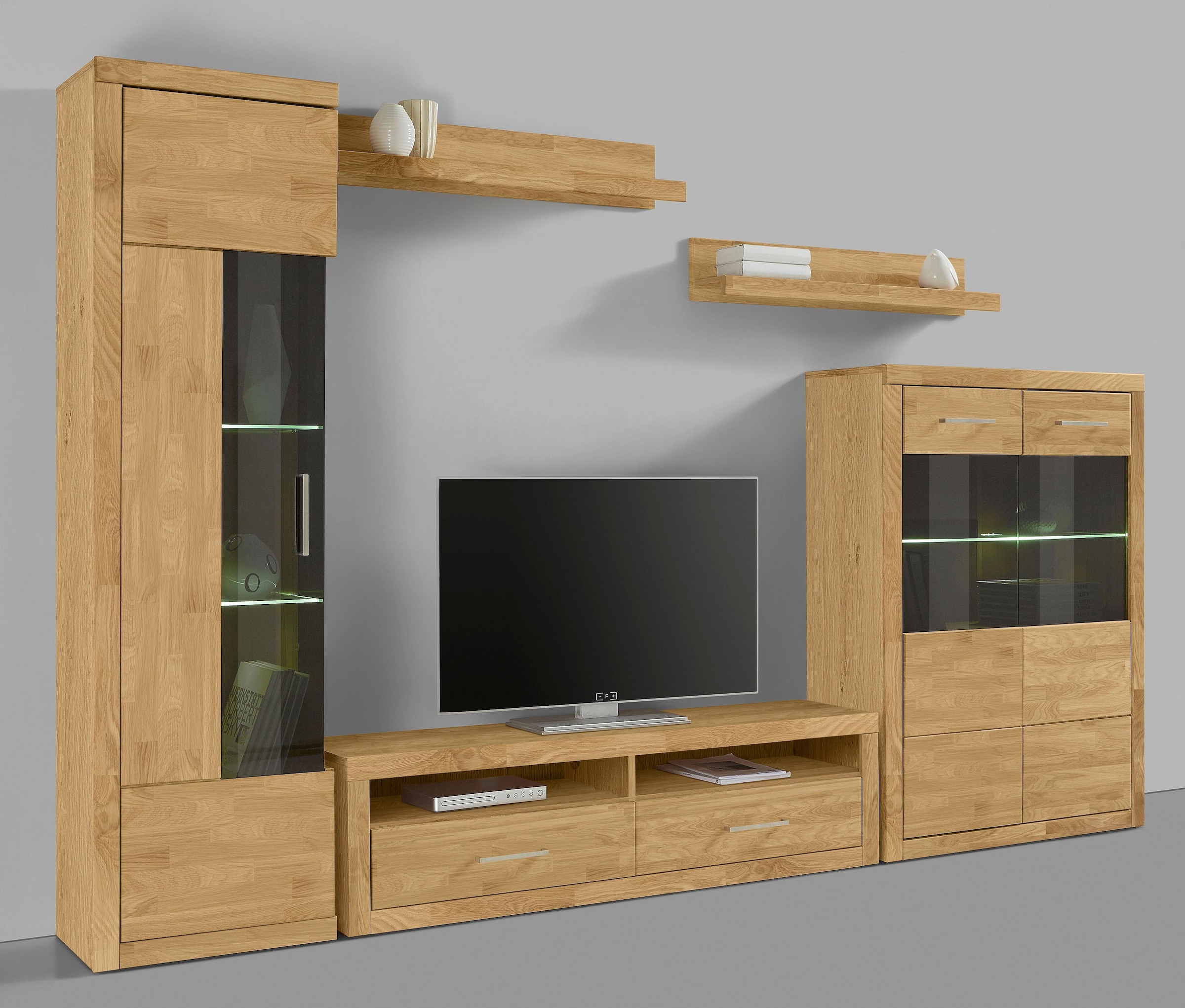 Home affaire Wohnwand »Ribe,Fronten Massivholz,Korpus Holzwekstoff,viel Stauraum«, (Set, 5 St.), Glaseinsatz aus gehärtetem Glas,Böden teilweise versetzbar