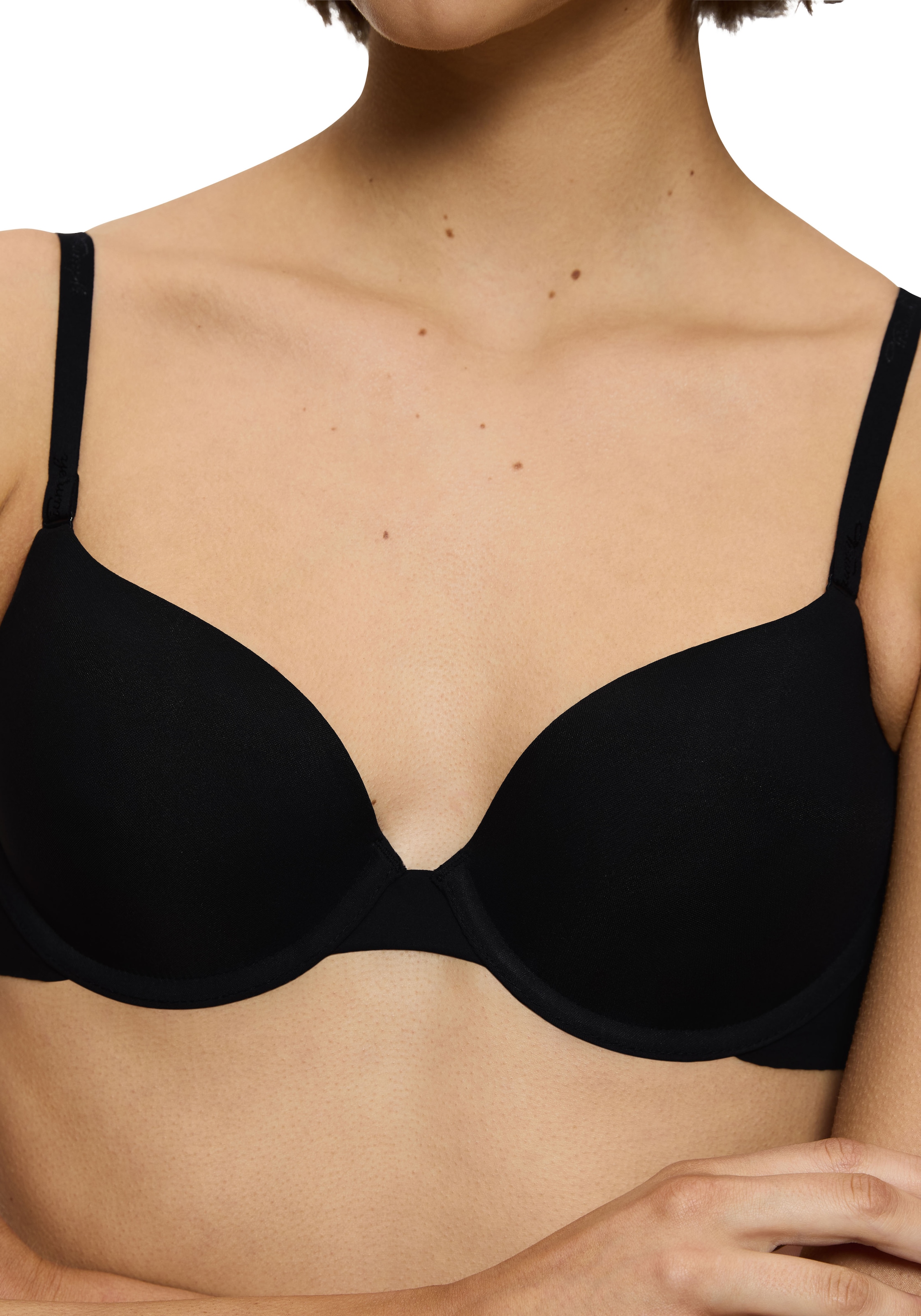 Triumph Bügel-BH »Body Make-Up WHP«, atmungsaktives und glattes Material