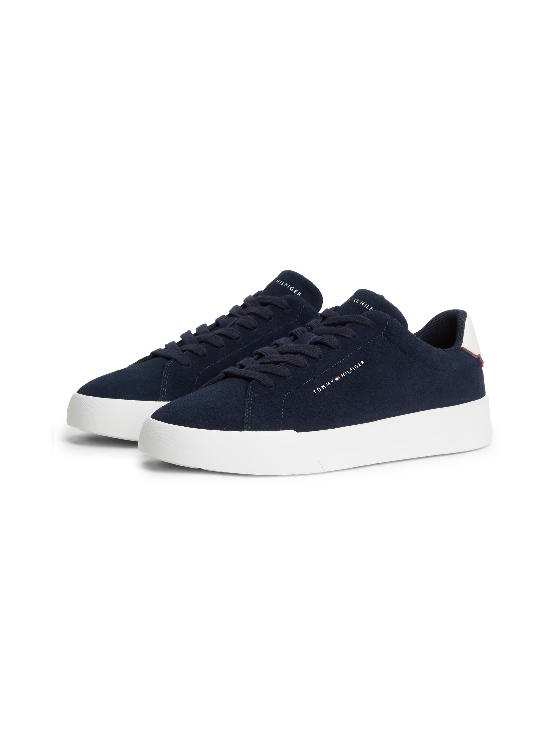 Tommy Hilfiger Sneaker "TH COURT CORE SUEDE" Freizeitschuh, Halbschuh, Schnürschuh mit seitlichem Logoschriftzug