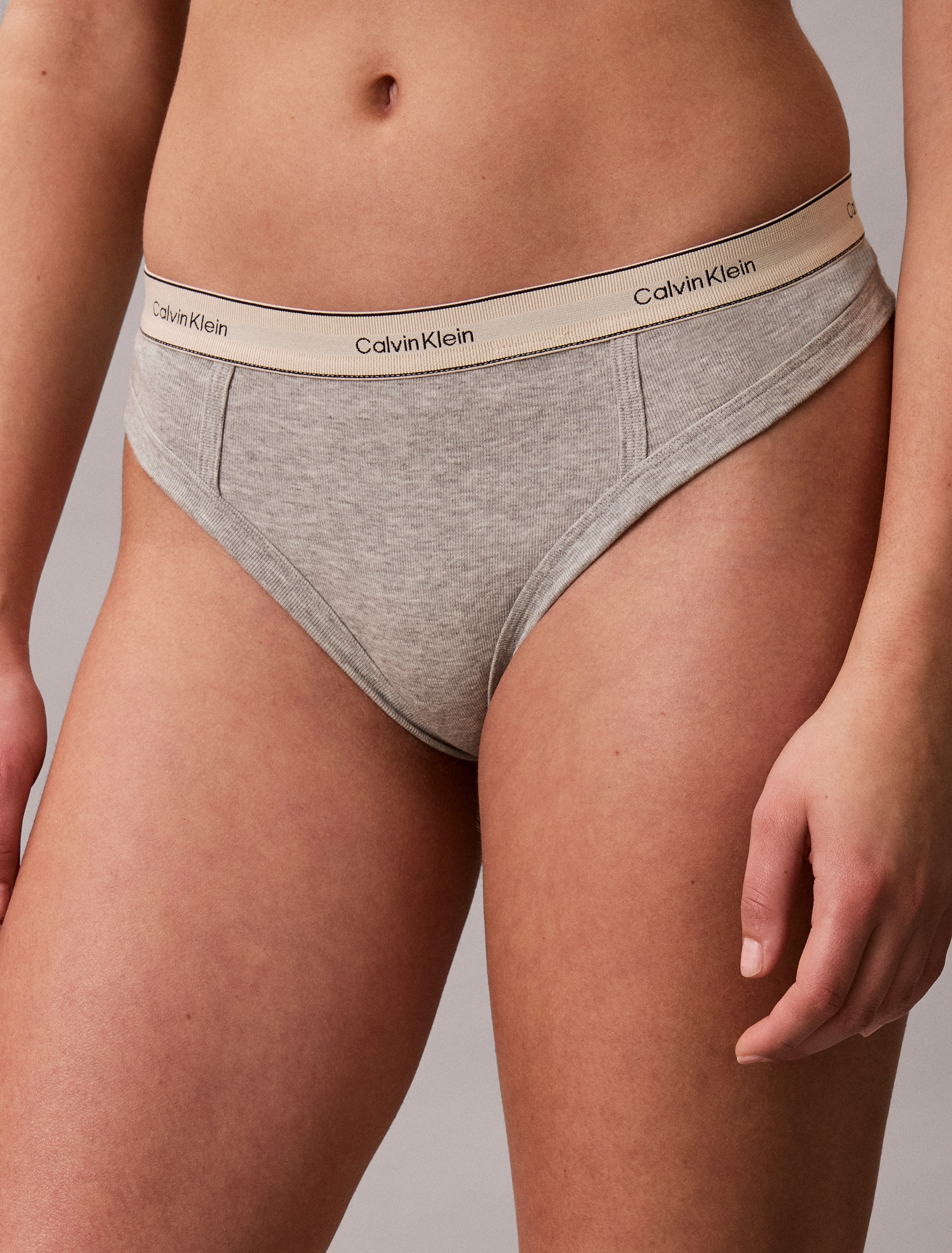 Calvin Klein Underwear Tanga "THONG" Körpernahe Passform mit elastischem Bund