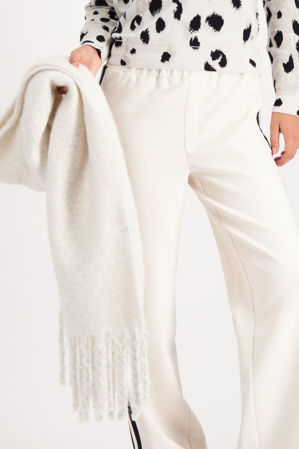 Monari Modeschal »Schal/Tuch Flausch + Glanz« regular fit