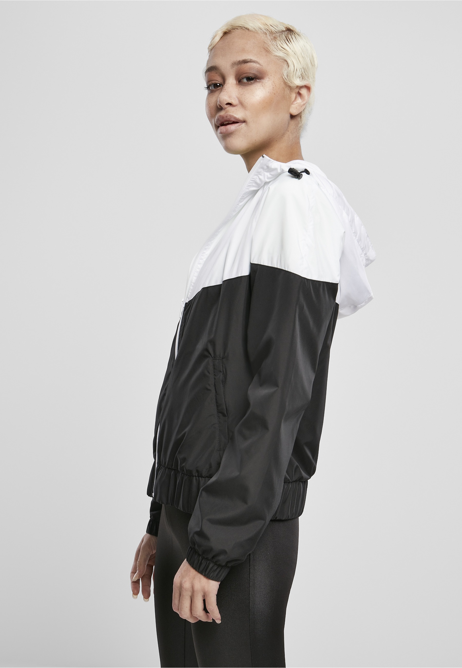 URBAN CLASSICS Anorak »Urban Classics Damen Ladies Arrow Windbreaker« 1 Stk. tlg. mit Kapuze
