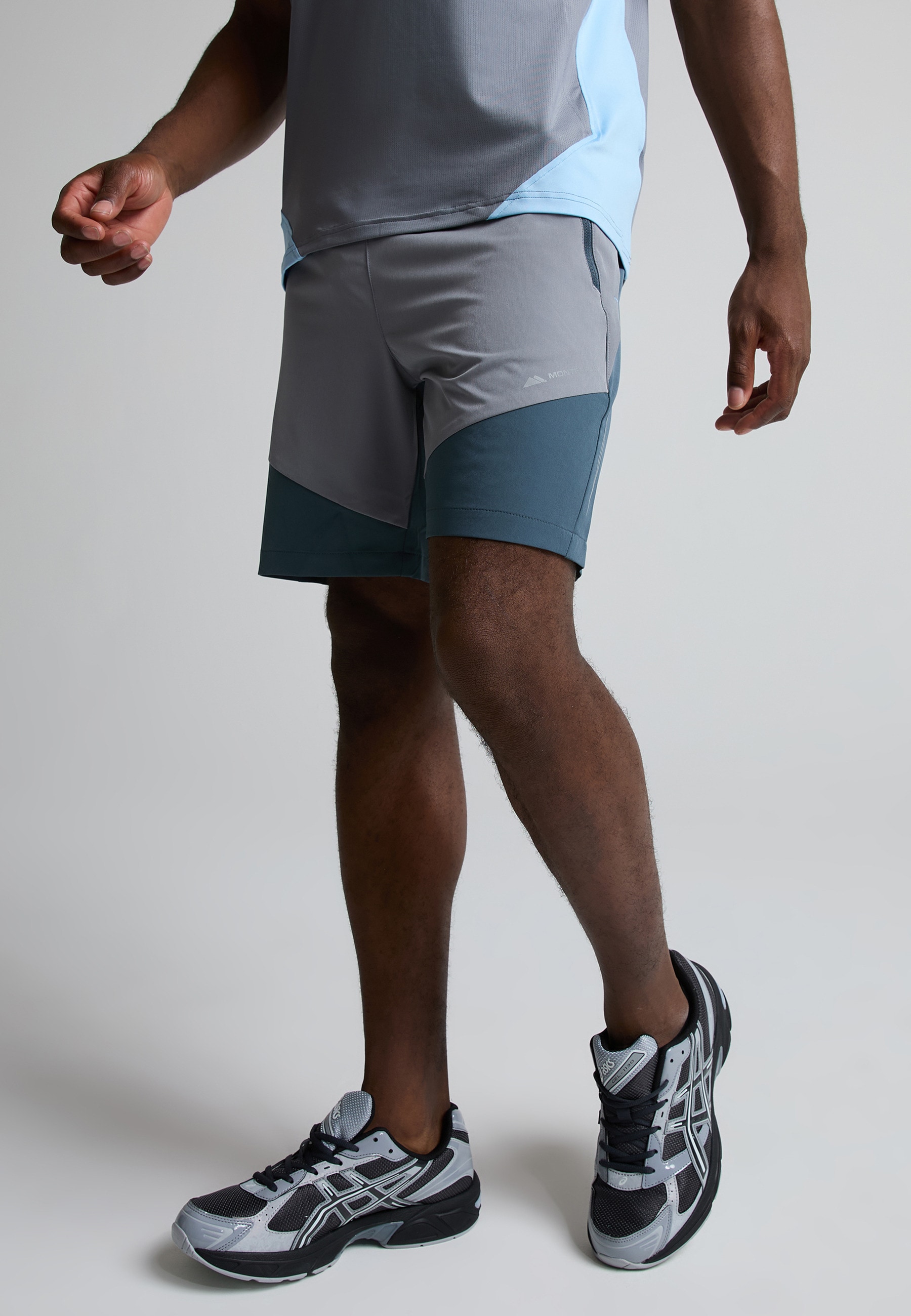 Monterrain Trainingsshorts »Monterrain VAULT WOVEN SHORT«