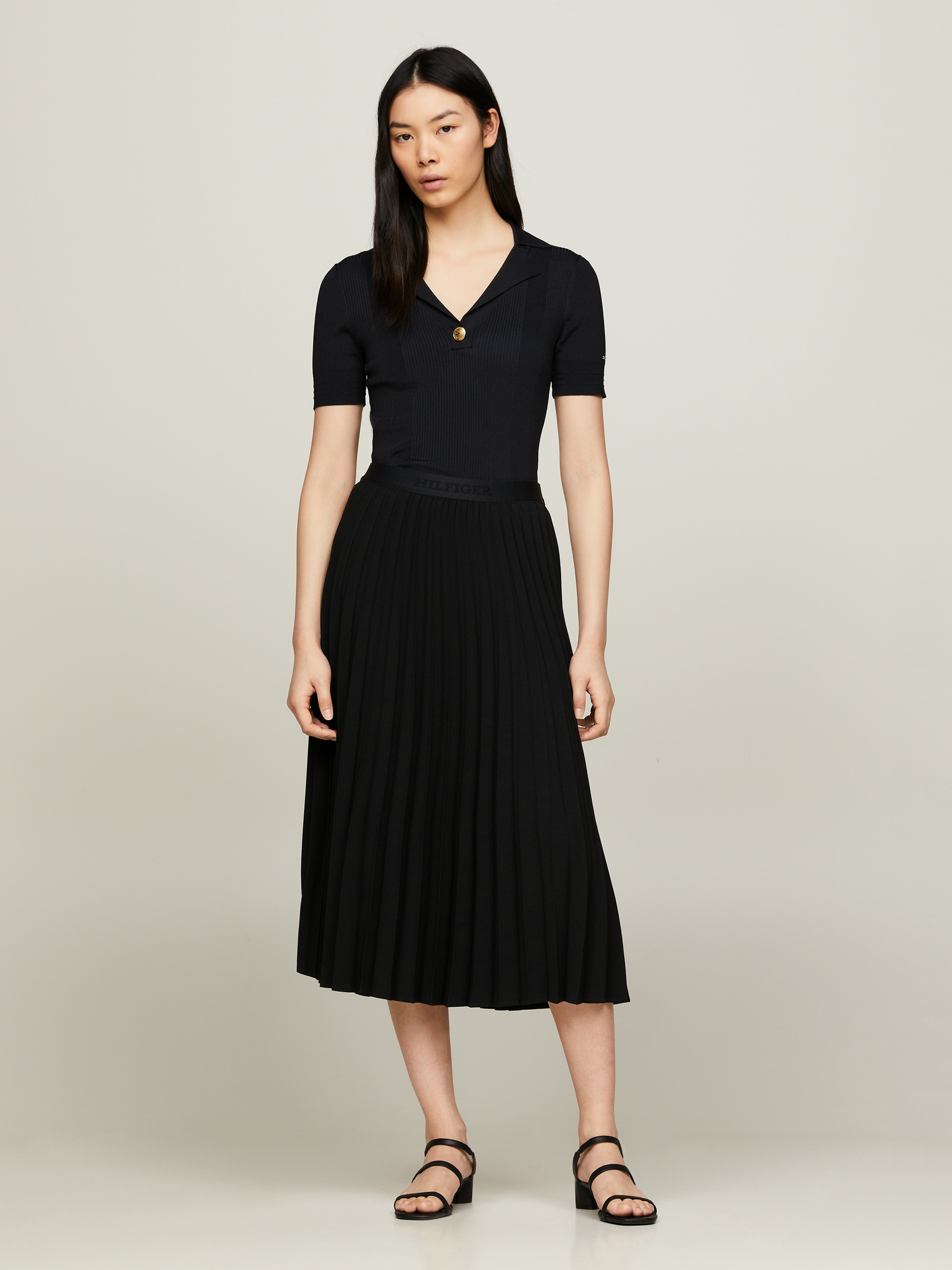 Tommy Hilfiger Plisseerock »FLUID TWILL PLEATED MIDI SKIRT«, Webrock mit Markenlabel