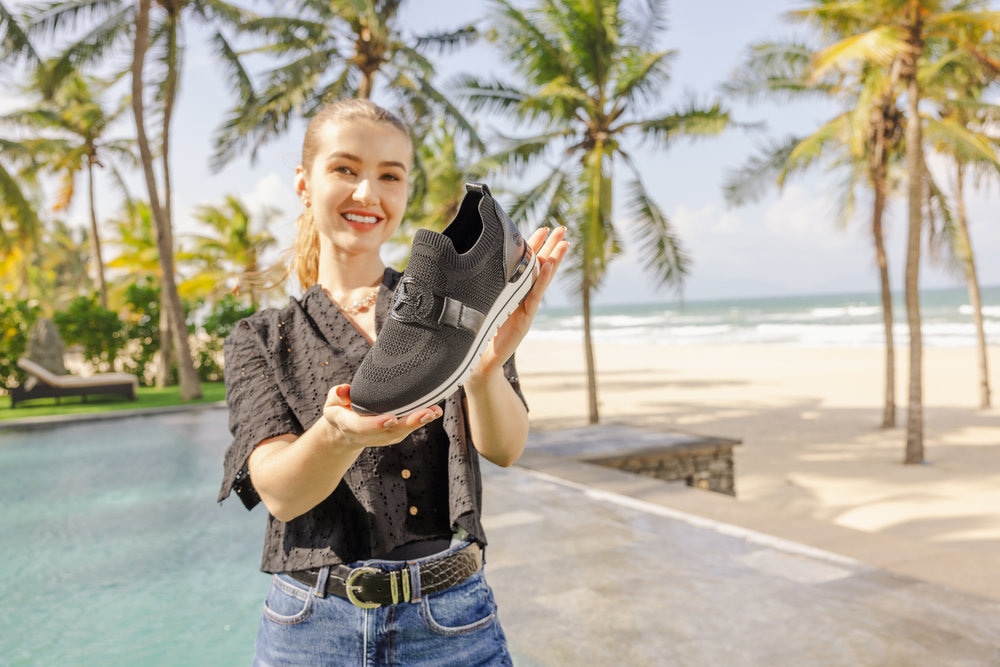 Remonte Slip-On Sneaker, Freizeitschuh, Halbschuh, Slipper mit Gummizug am Schaftrand