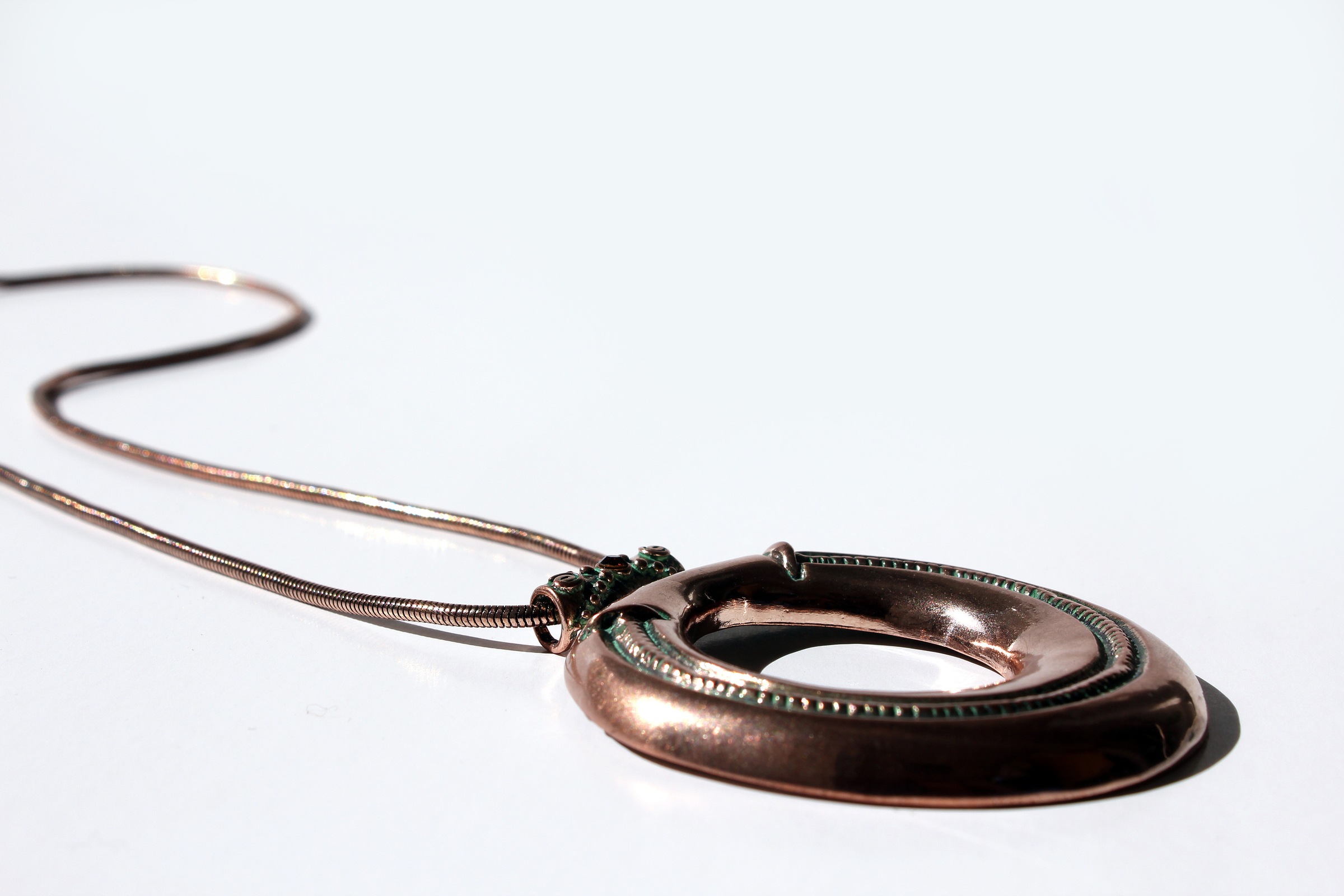 COLLEZIONE ALESSANDRO Lange Kette »Aurelia«, mit rundem Anhänger