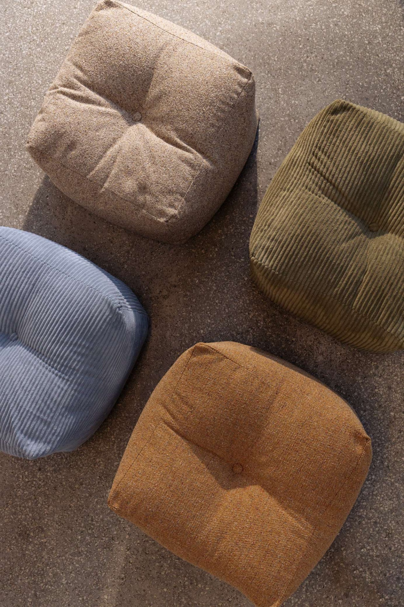 Karup Design Polsterhocker »BUDDY POUF, Sitzhocker, Bodenkissen, Chillkissen, Relaxkissen« platzsparend, handgefertigt, Platz zum Entspannen, Made in Europe
