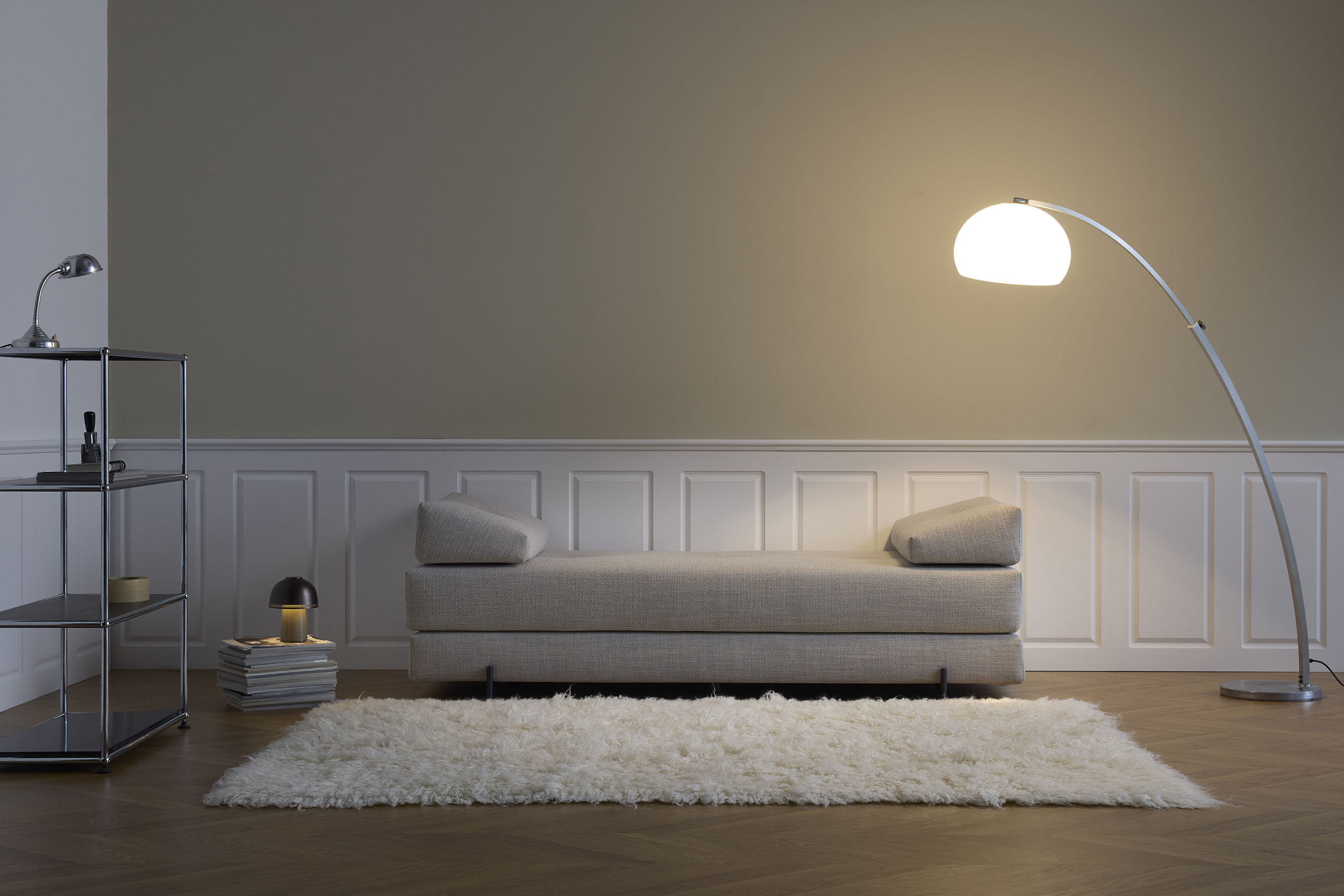 INNOVATION LIVING ™ Stapelliege "Sigmund 579 Eiche-Beine" Daybed mit zwei Federkernmatratzen, Fußteil schwarz