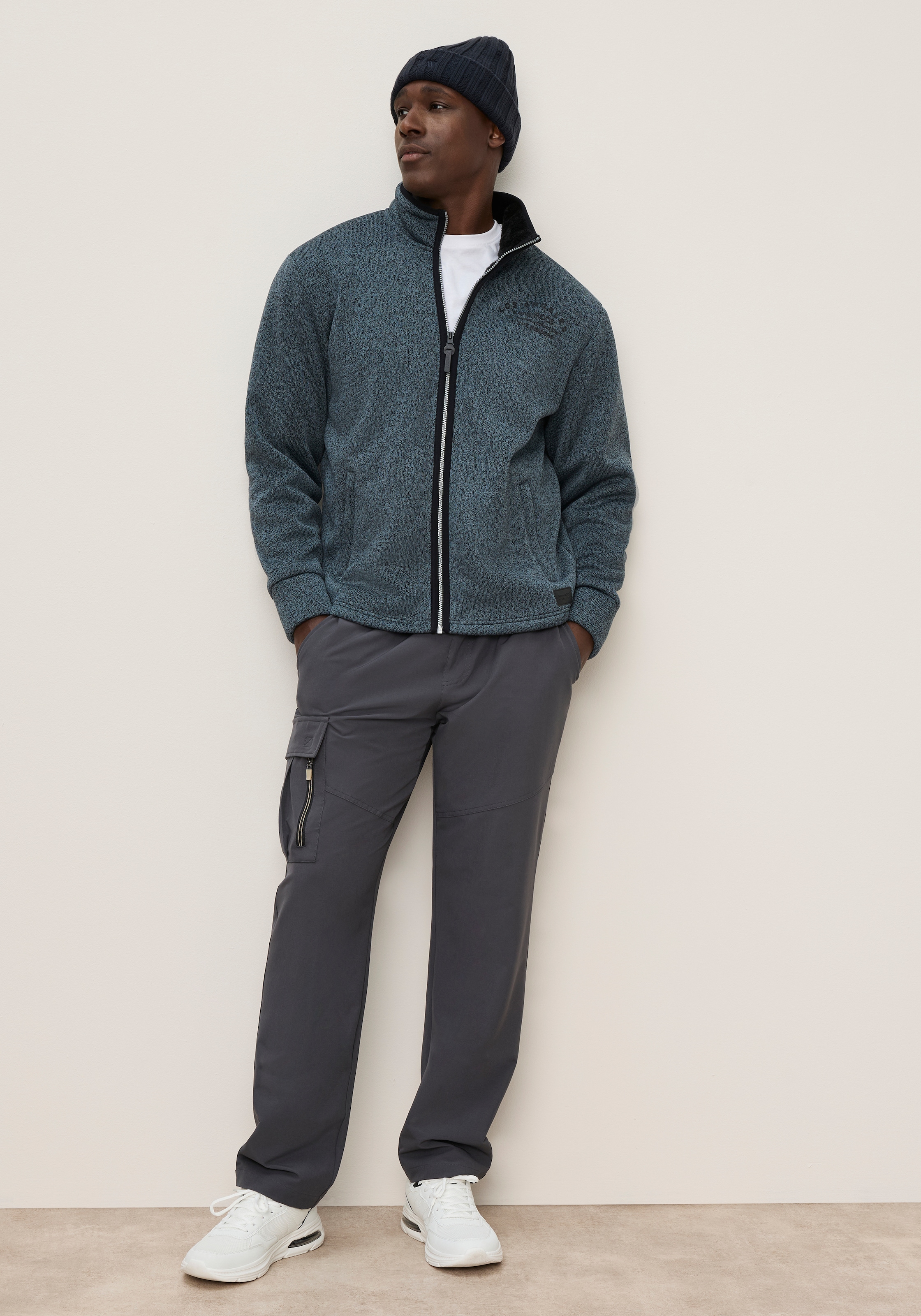 KangaROOS Strickfleecejacke mit durchgehendem Reißverschluss, po-bedeckende Länge