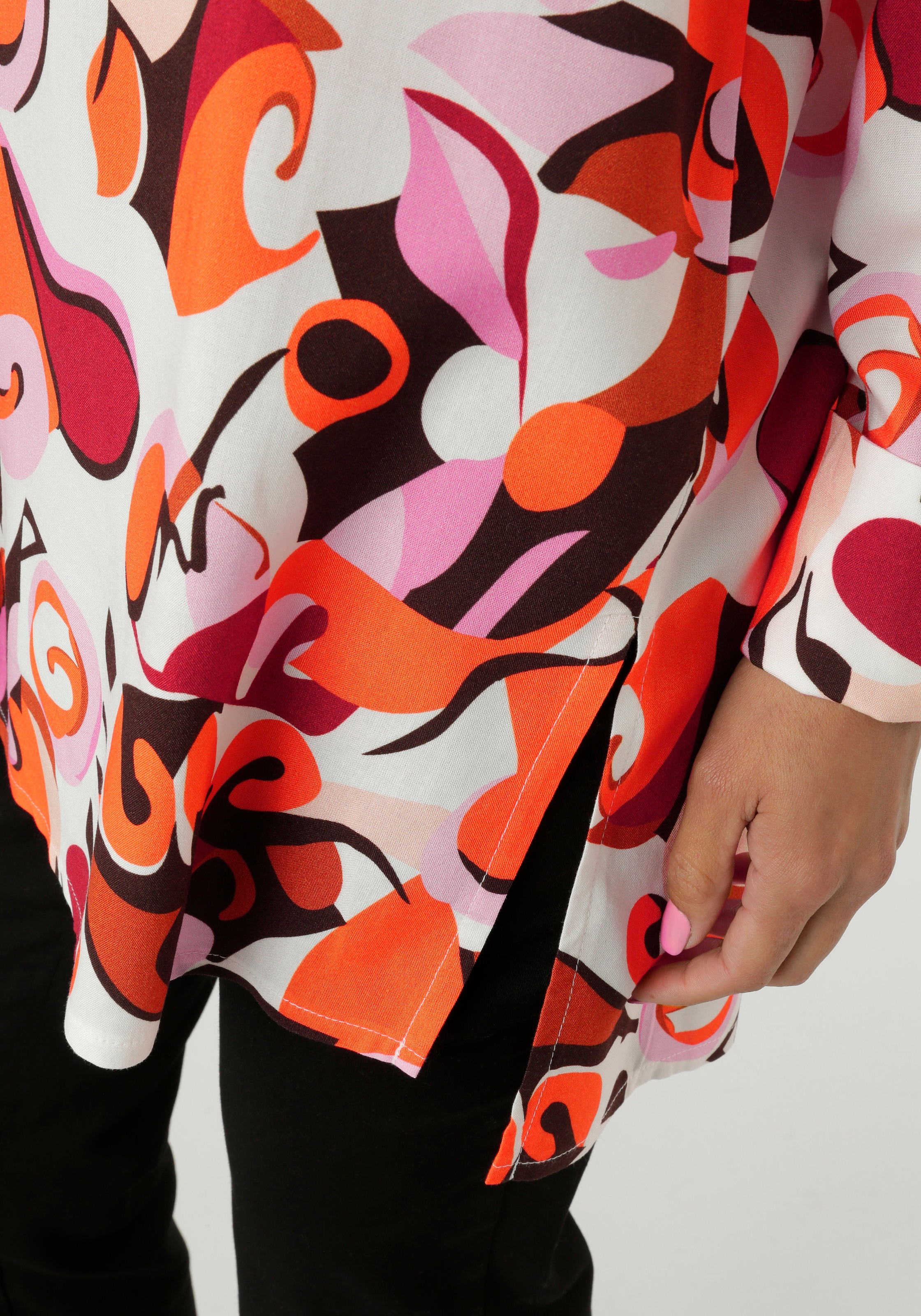 Aniston SELECTED Longbluse, mit malerischen und fantasievollem Druck - NEUE KOLLEKTION