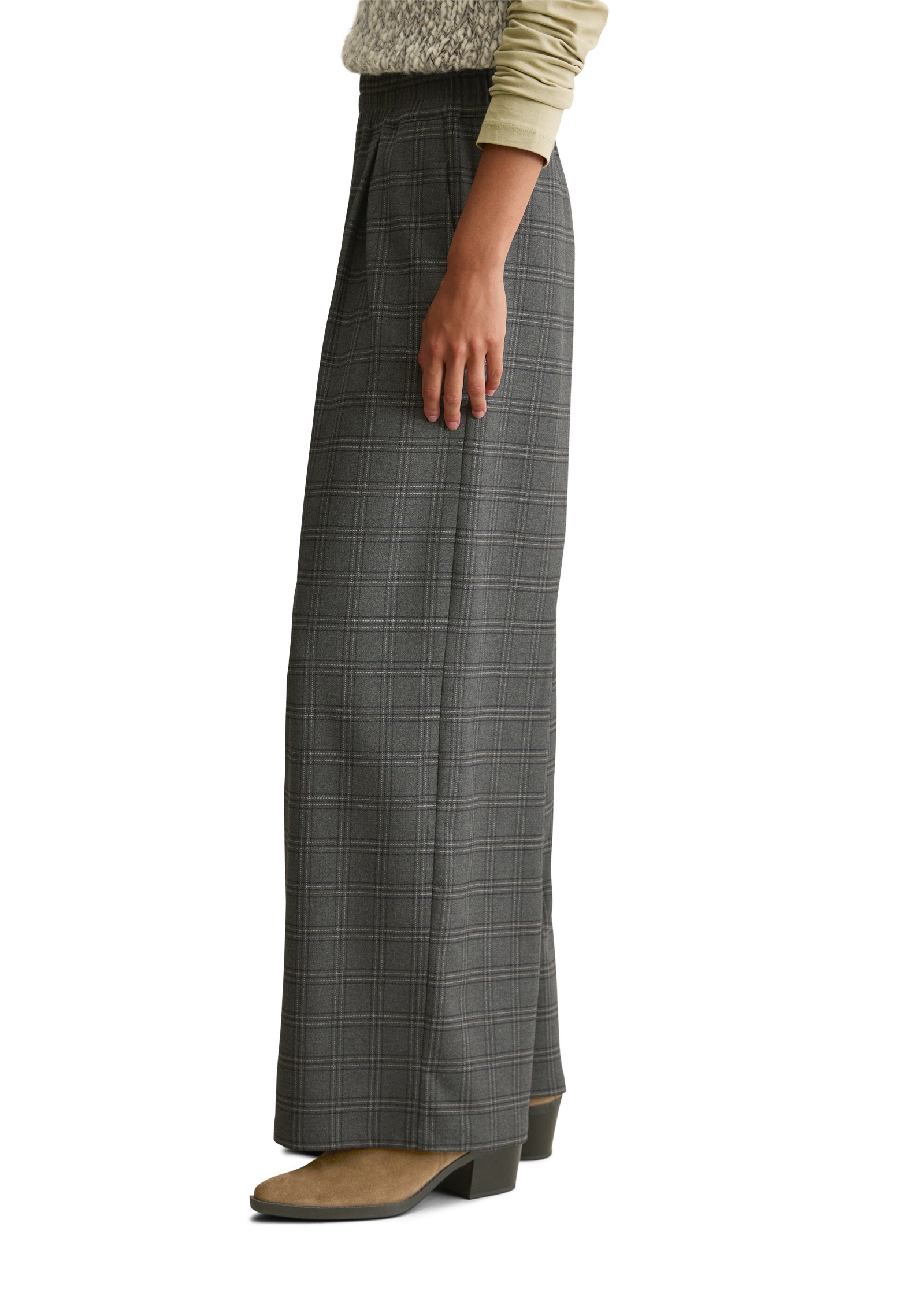 Marc O'Polo DENIM Chinohose »mit recyceltem Polyester und Viskose«